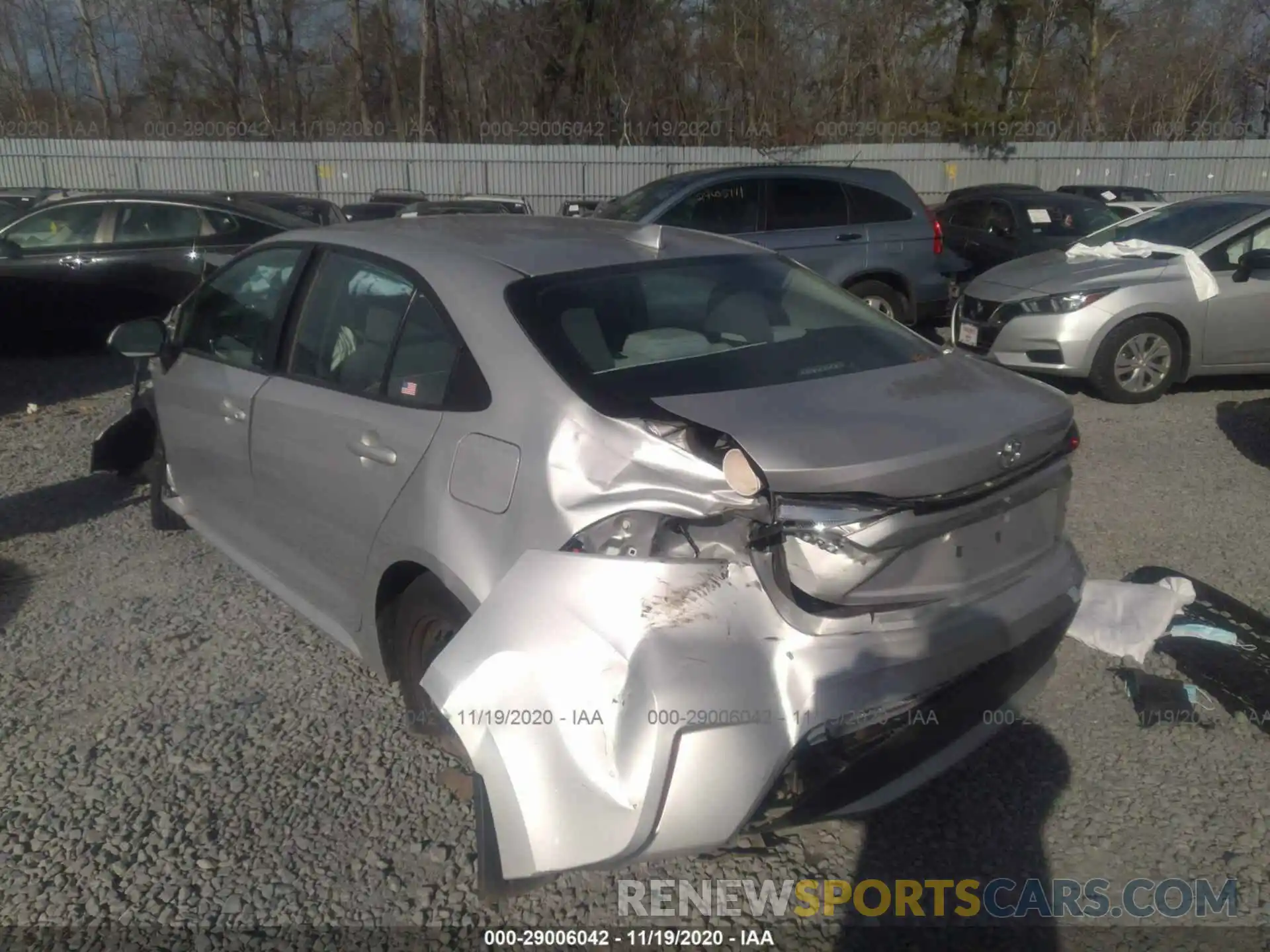 3 Photograph of a damaged car 5YFDPRAE5LP011260 TOYOTA COROLLA 2020