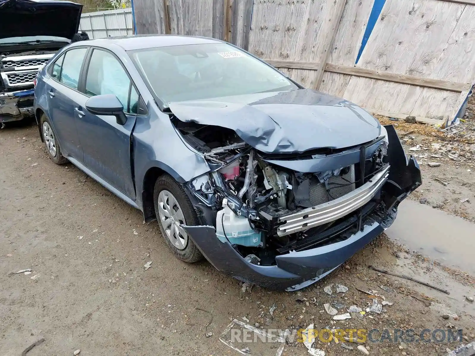 1 Photograph of a damaged car 5YFDPRAE5LP015003 TOYOTA COROLLA 2020