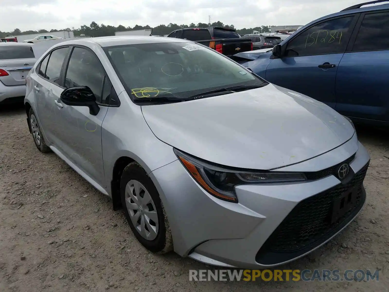 1 Photograph of a damaged car 5YFDPRAE5LP033341 TOYOTA COROLLA 2020