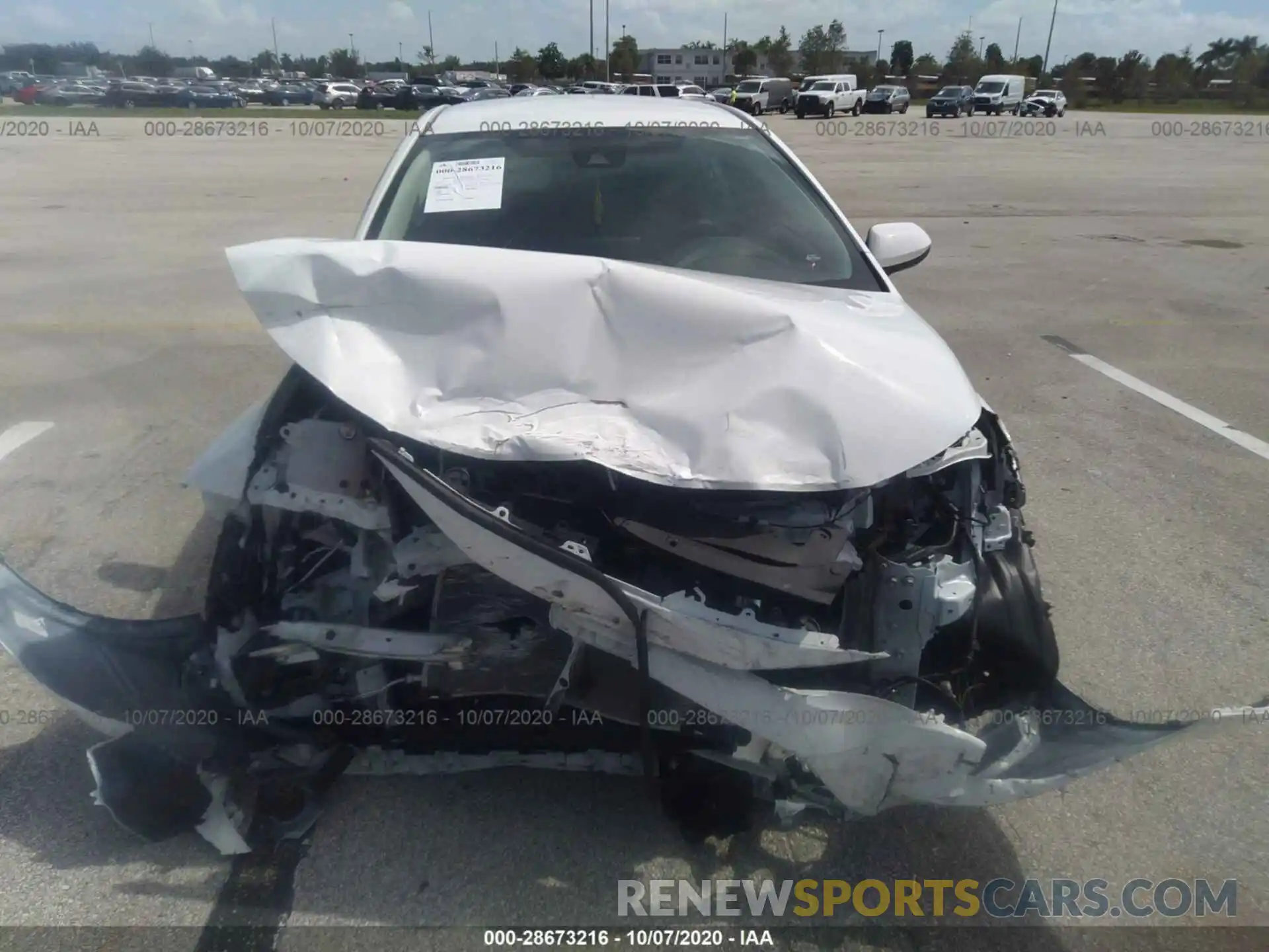 6 Photograph of a damaged car 5YFDPRAE5LP041049 TOYOTA COROLLA 2020