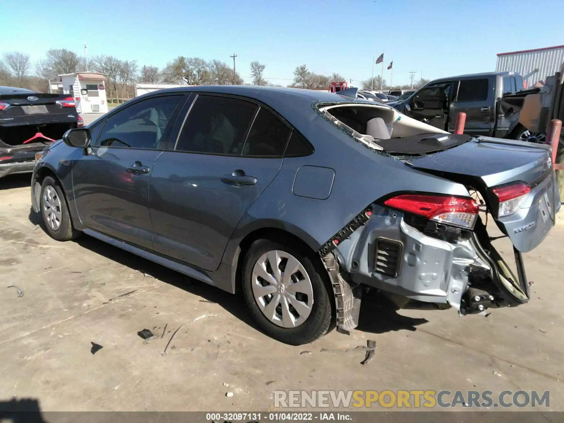 3 Photograph of a damaged car 5YFDPRAE5LP067585 TOYOTA COROLLA 2020