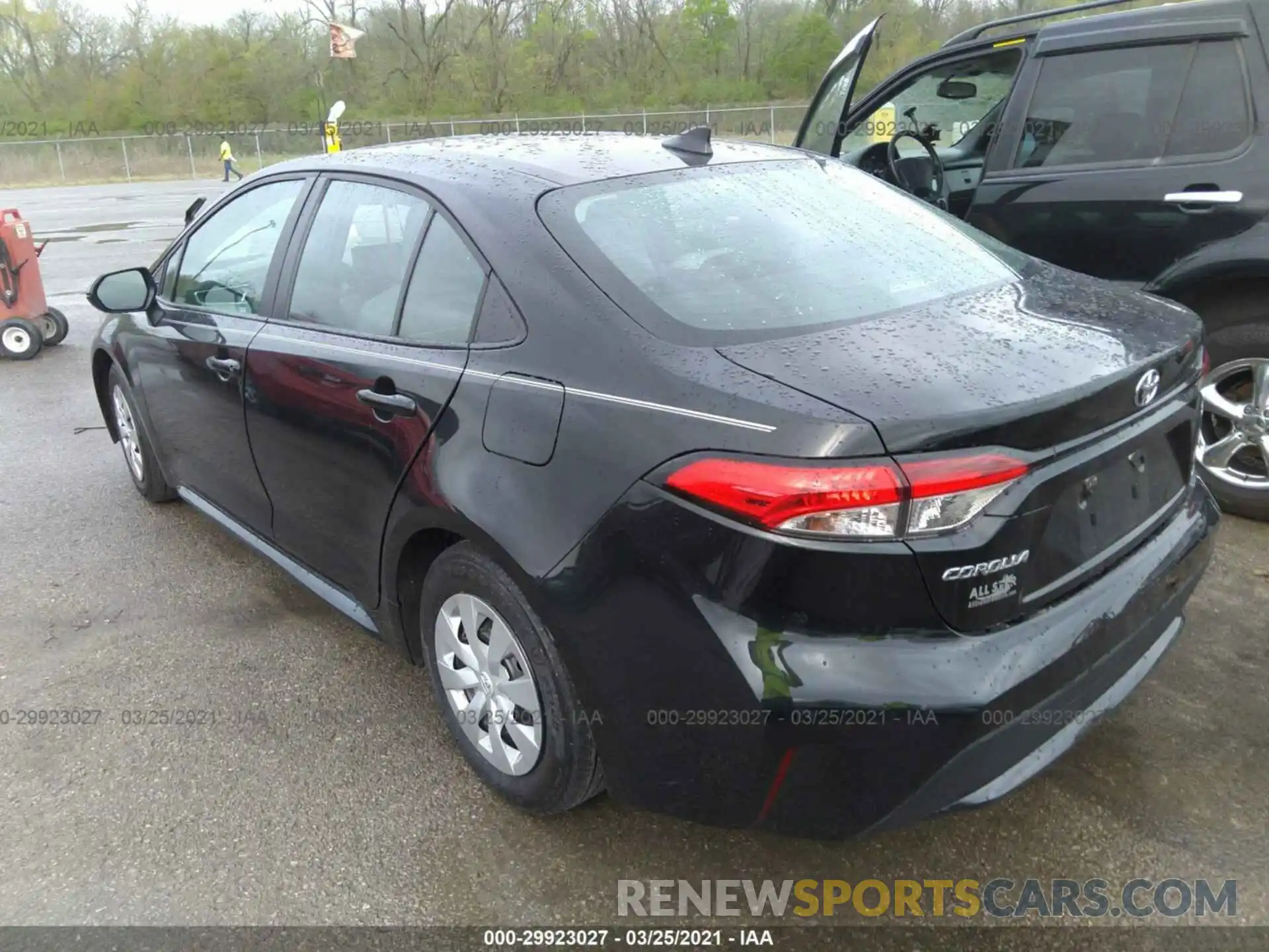 3 Photograph of a damaged car 5YFDPRAE5LP069949 TOYOTA COROLLA 2020