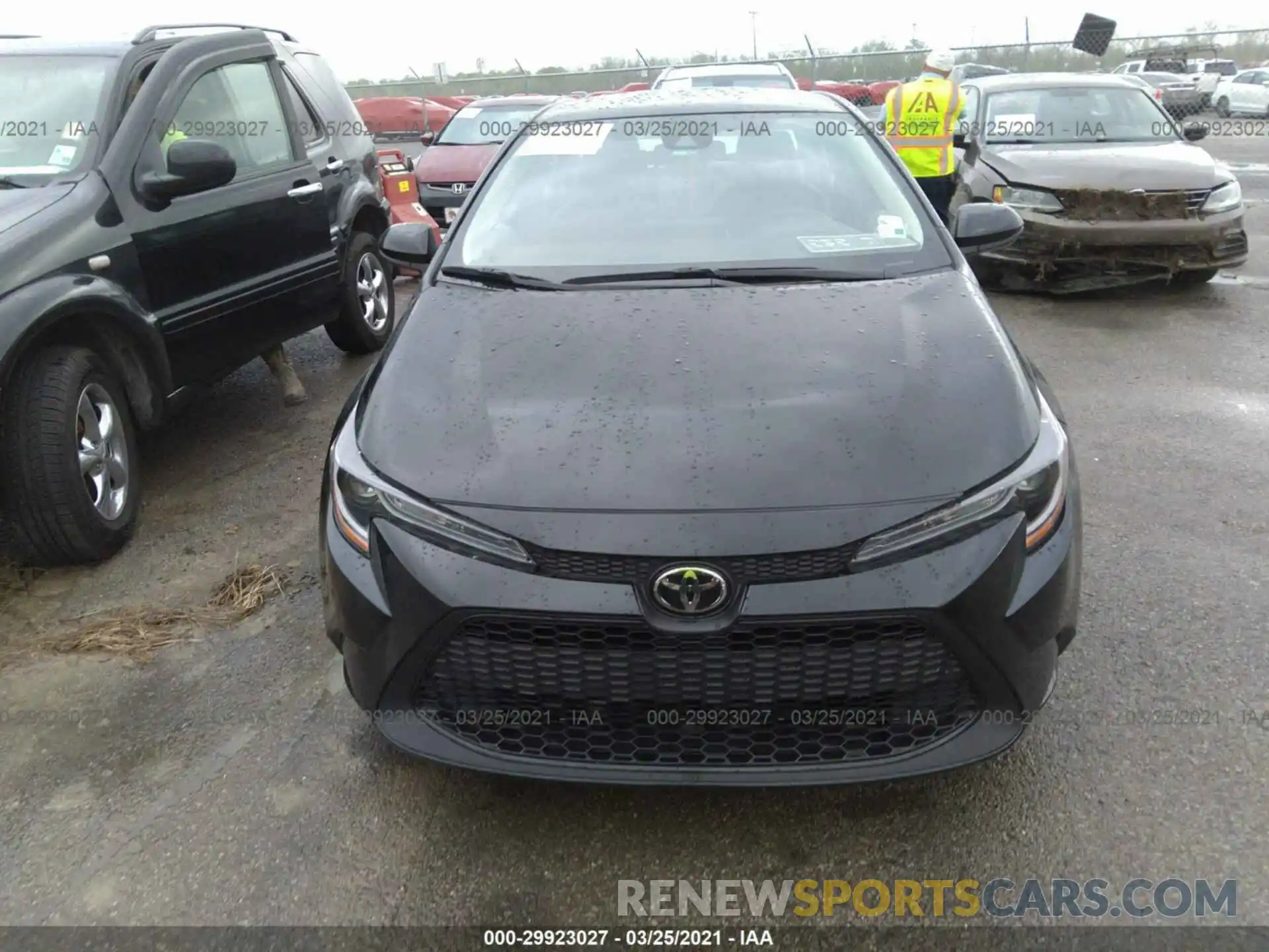 6 Photograph of a damaged car 5YFDPRAE5LP069949 TOYOTA COROLLA 2020