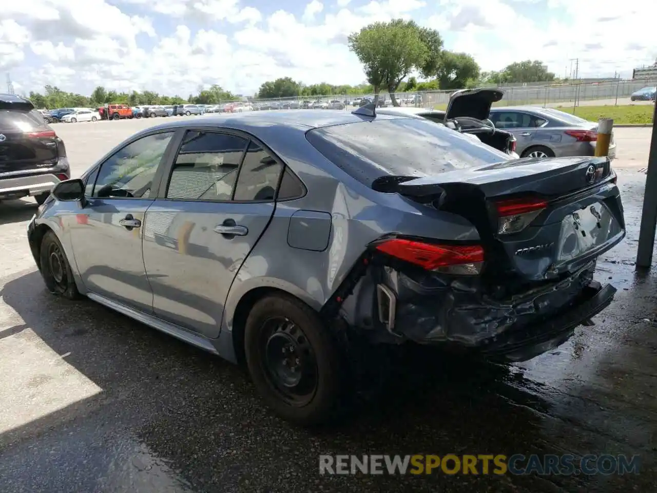 3 Photograph of a damaged car 5YFDPRAE6LP014118 TOYOTA COROLLA 2020