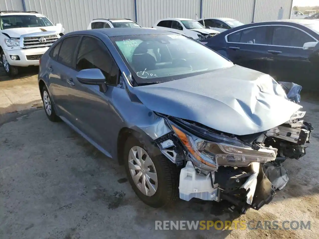 1 Photograph of a damaged car 5YFDPRAE6LP072746 TOYOTA COROLLA 2020