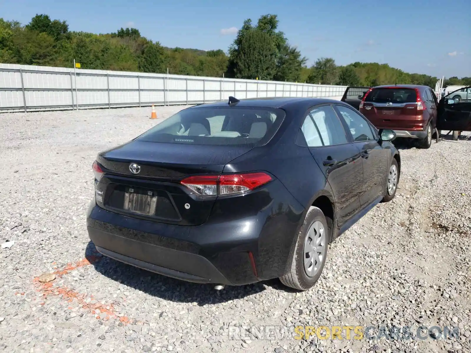 4 Photograph of a damaged car 5YFDPRAE6LP074254 TOYOTA COROLLA 2020