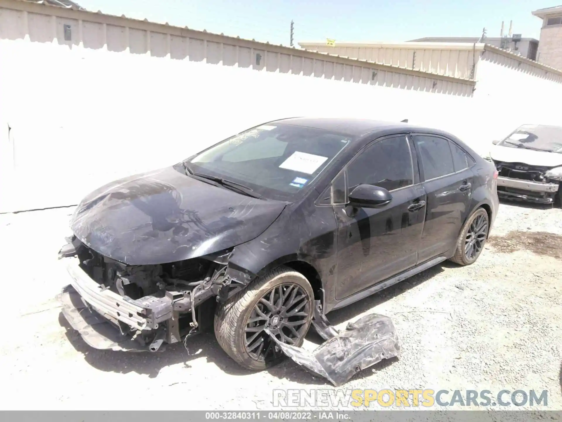 2 Photograph of a damaged car 5YFDPRAE6LP080359 TOYOTA COROLLA 2020