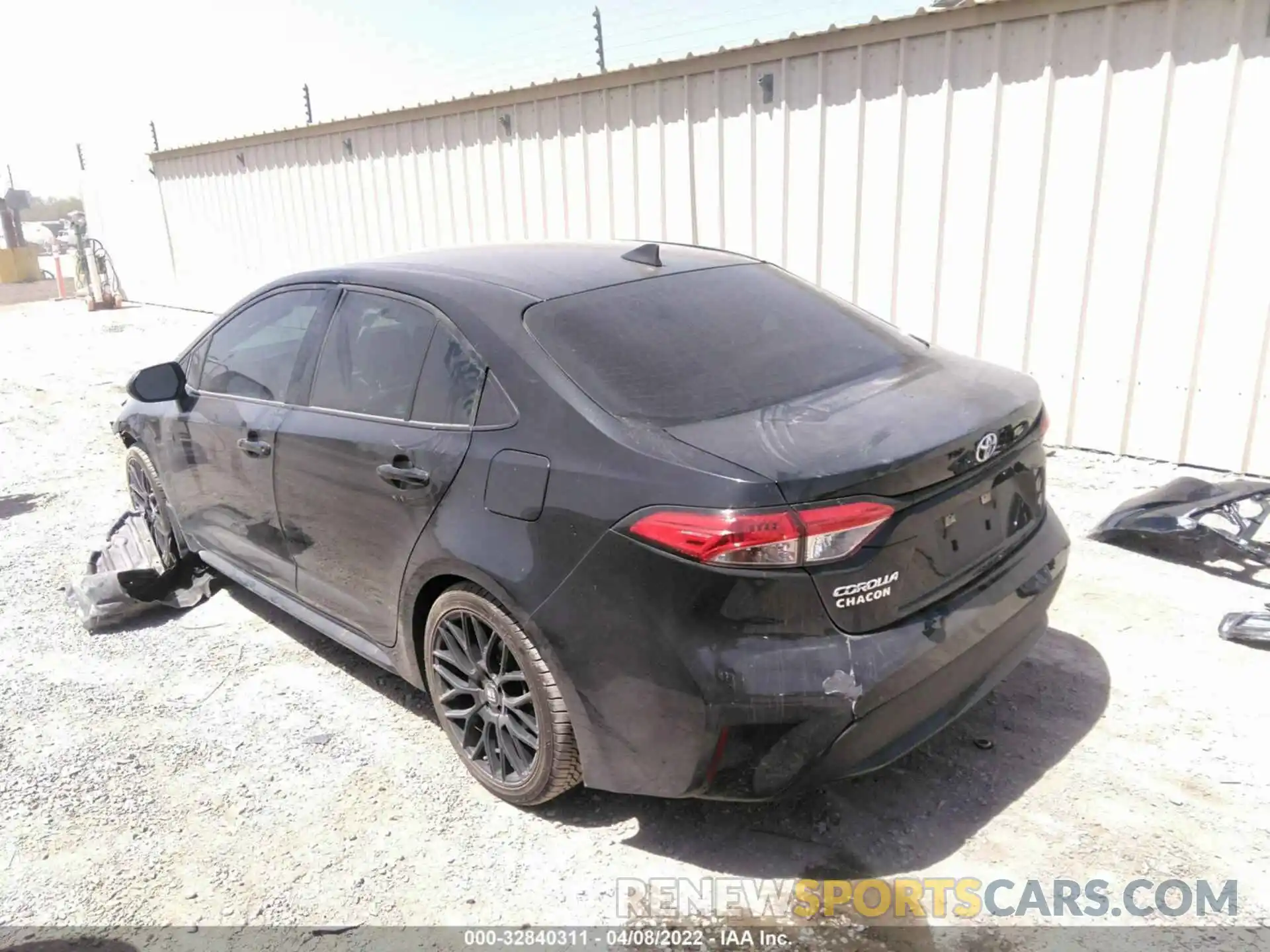 3 Photograph of a damaged car 5YFDPRAE6LP080359 TOYOTA COROLLA 2020