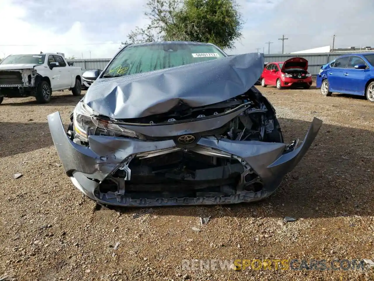 9 Photograph of a damaged car 5YFDPRAE6LP103283 TOYOTA COROLLA 2020