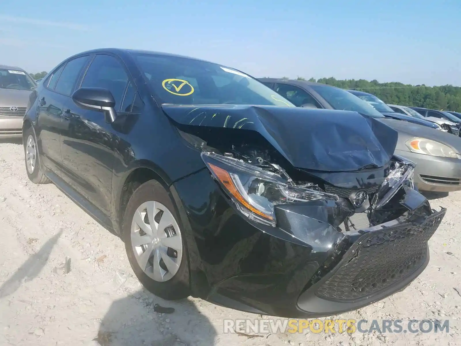 1 Photograph of a damaged car 5YFDPRAE6LP105423 TOYOTA COROLLA 2020