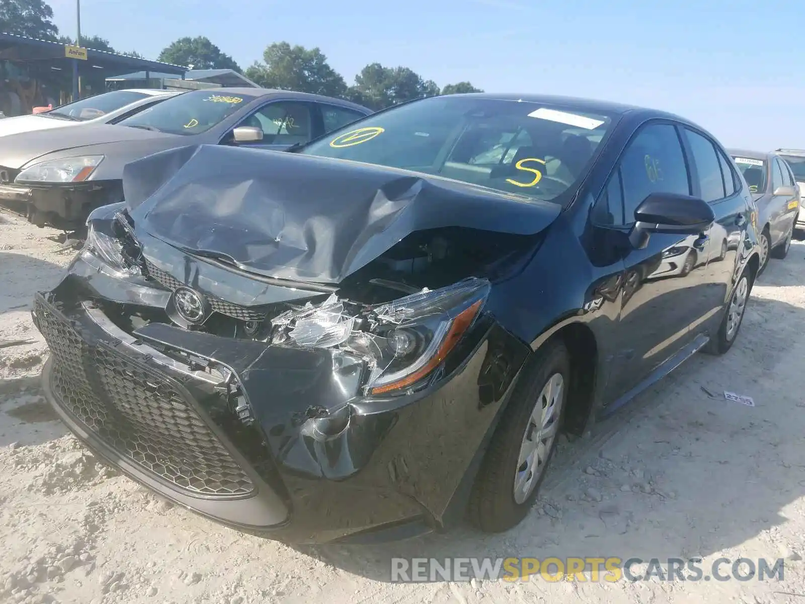 2 Photograph of a damaged car 5YFDPRAE6LP105423 TOYOTA COROLLA 2020