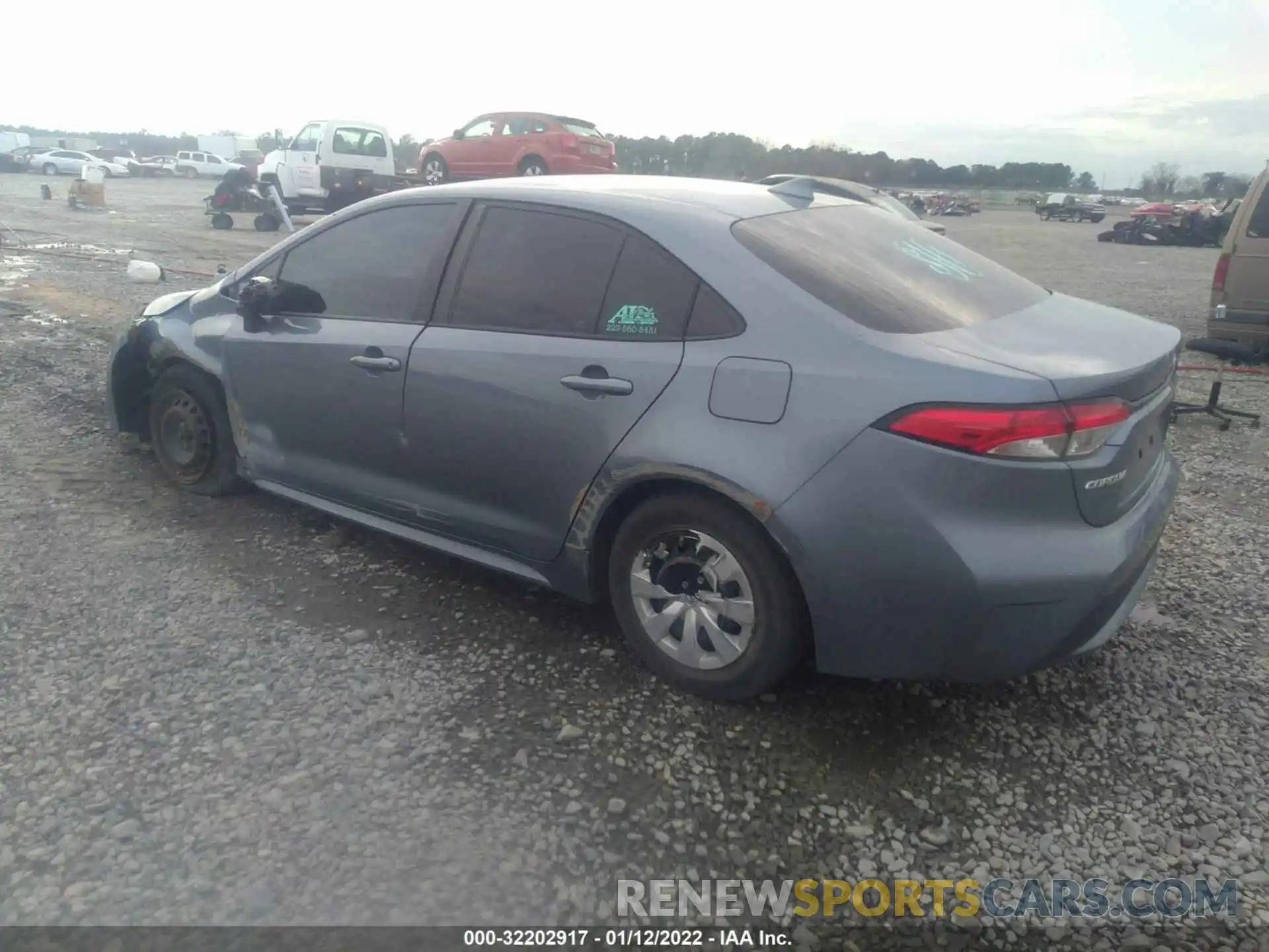 3 Photograph of a damaged car 5YFDPRAE6LP108063 TOYOTA COROLLA 2020