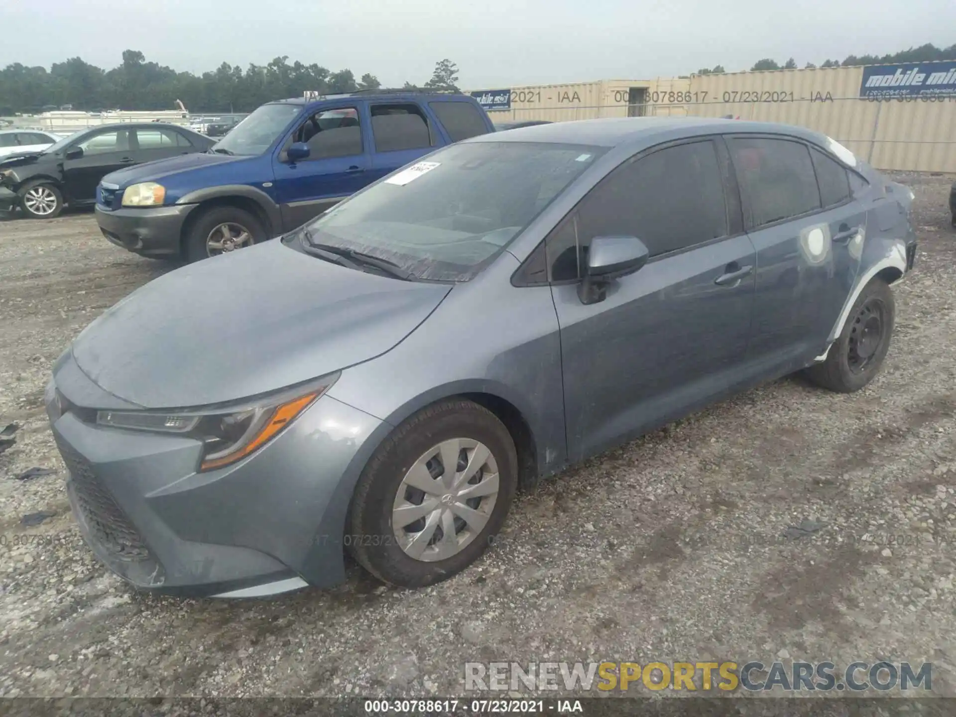 2 Photograph of a damaged car 5YFDPRAE6LP128927 TOYOTA COROLLA 2020