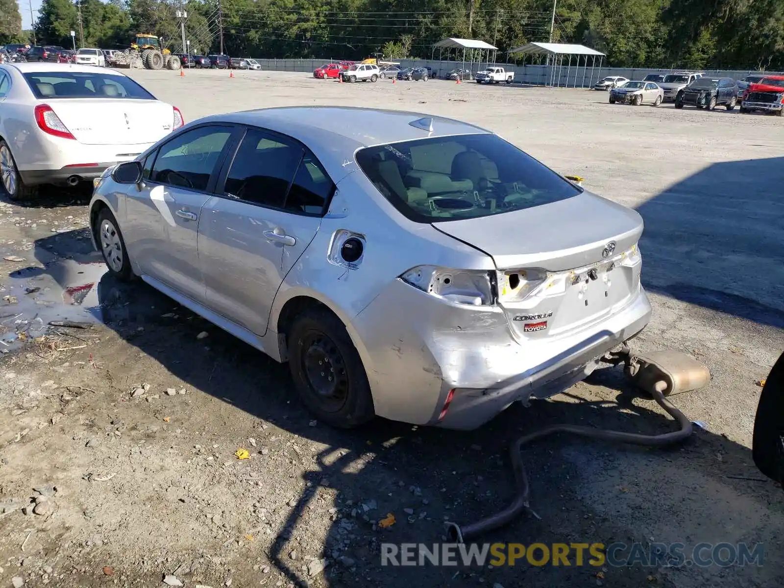 3 Photograph of a damaged car 5YFDPRAE6LP137207 TOYOTA COROLLA 2020