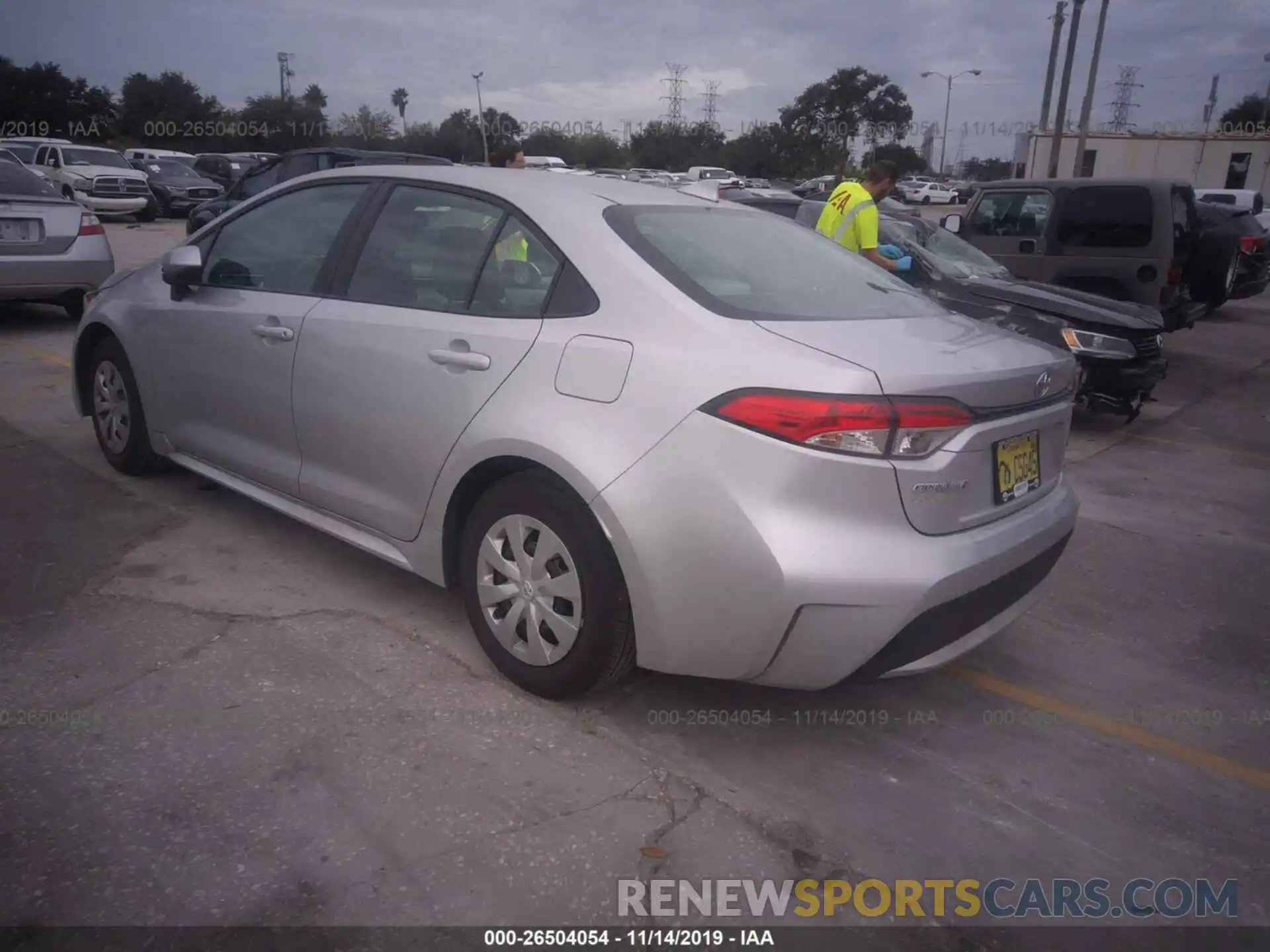 3 Photograph of a damaged car 5YFDPRAE7LP018940 TOYOTA COROLLA 2020