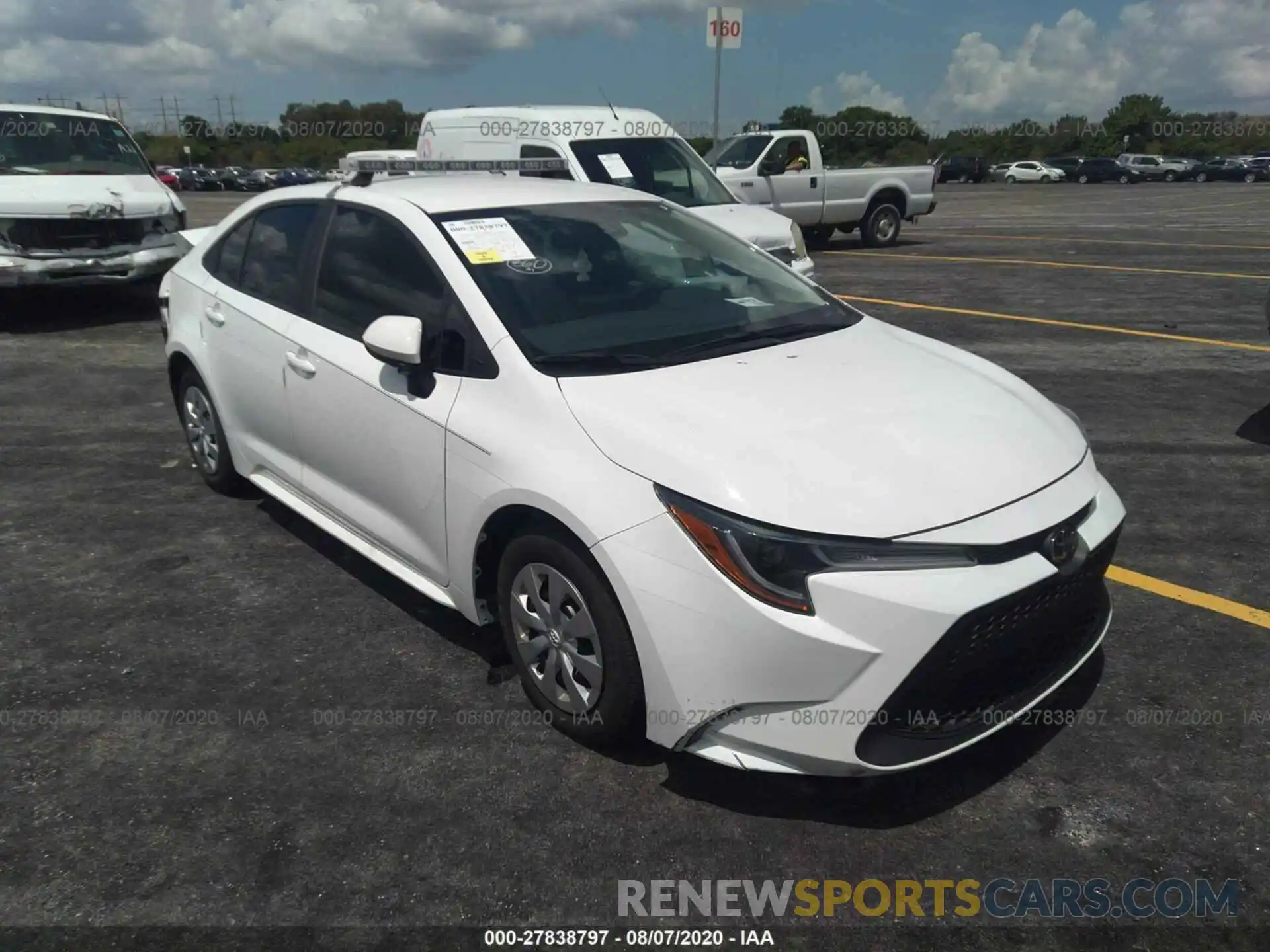 1 Photograph of a damaged car 5YFDPRAE7LP037701 TOYOTA COROLLA 2020