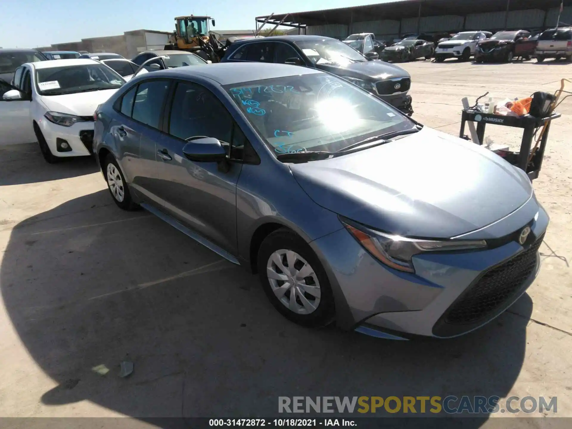 1 Photograph of a damaged car 5YFDPRAE7LP052120 TOYOTA COROLLA 2020