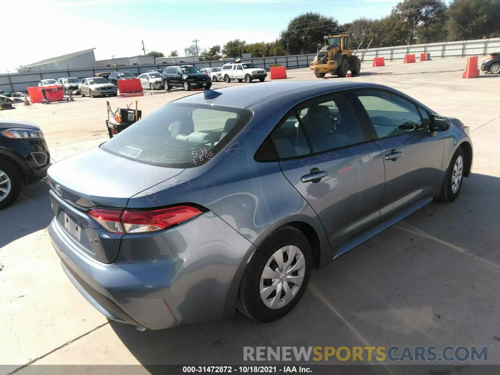 4 Photograph of a damaged car 5YFDPRAE7LP052120 TOYOTA COROLLA 2020