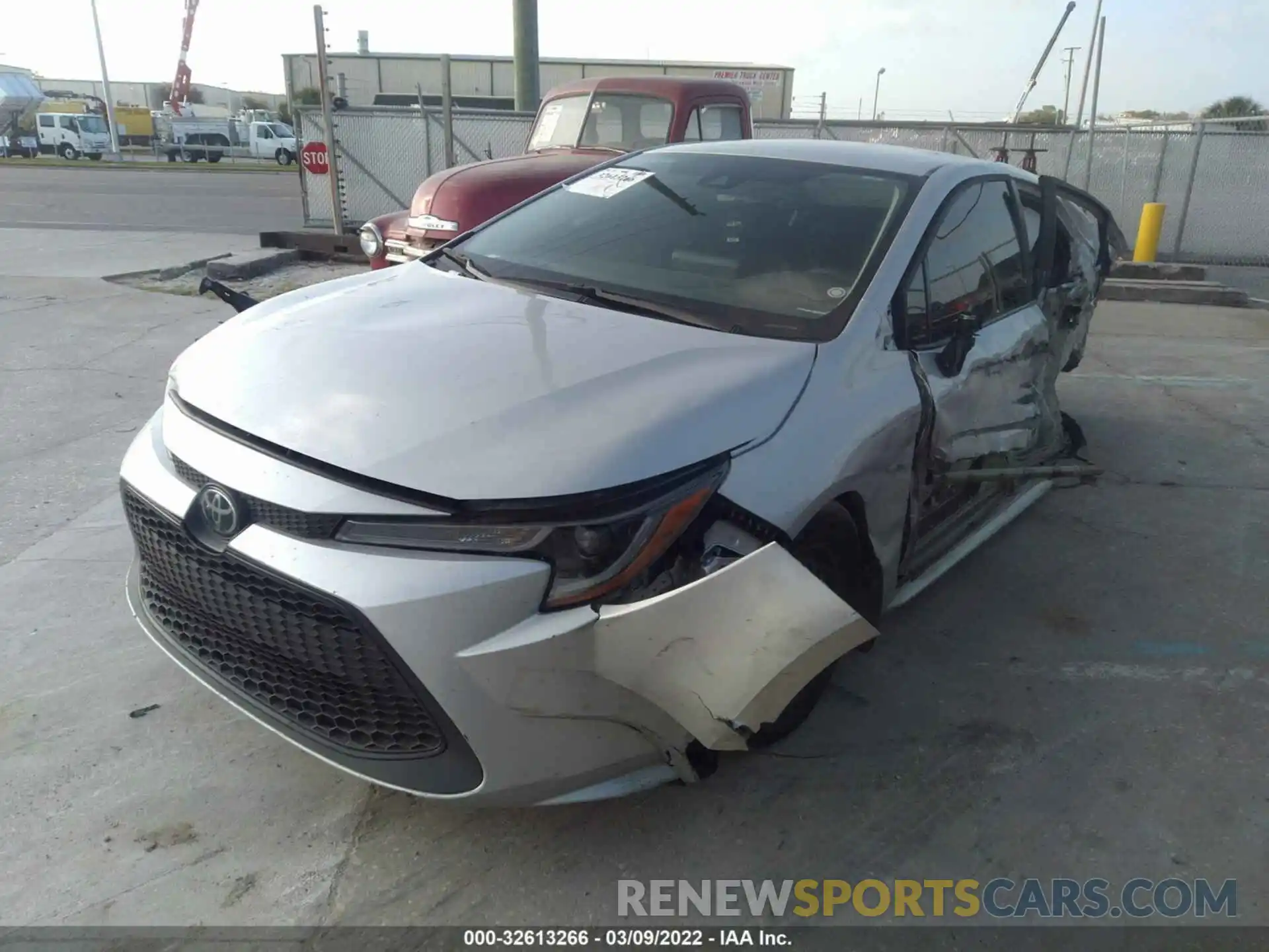 2 Photograph of a damaged car 5YFDPRAE7LP063781 TOYOTA COROLLA 2020