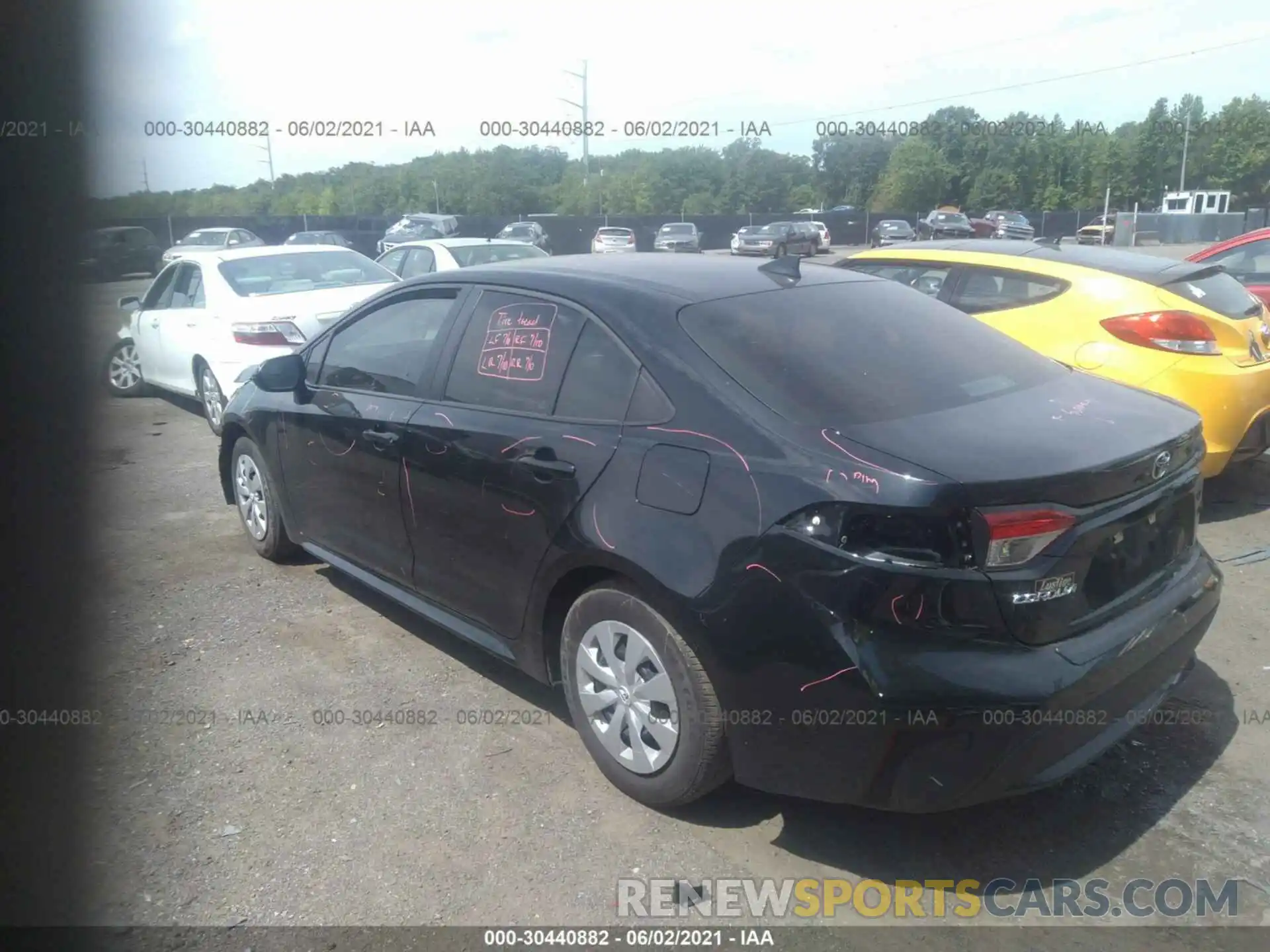 3 Photograph of a damaged car 5YFDPRAE7LP067216 TOYOTA COROLLA 2020