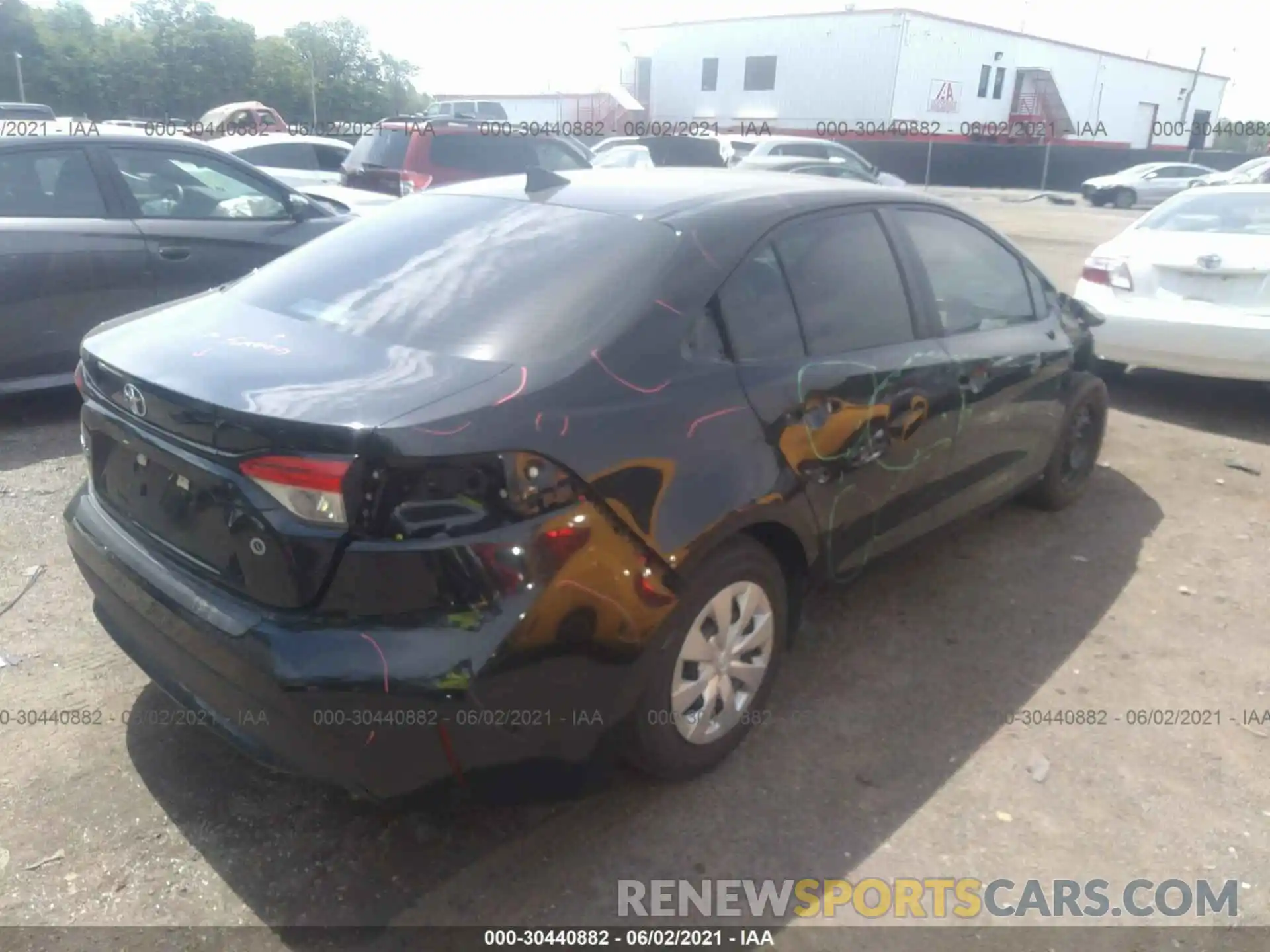 4 Photograph of a damaged car 5YFDPRAE7LP067216 TOYOTA COROLLA 2020