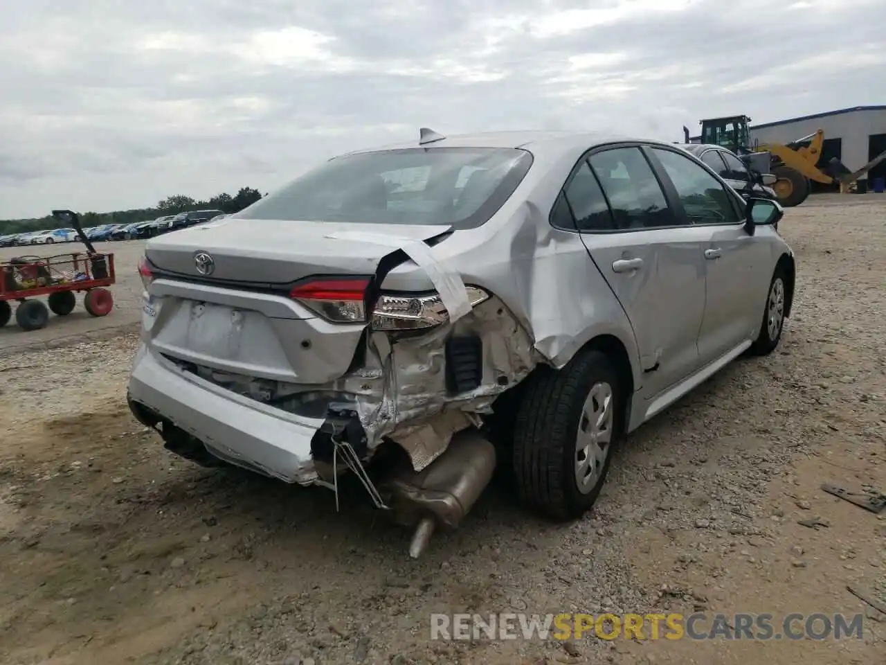 4 Photograph of a damaged car 5YFDPRAE7LP108699 TOYOTA COROLLA 2020