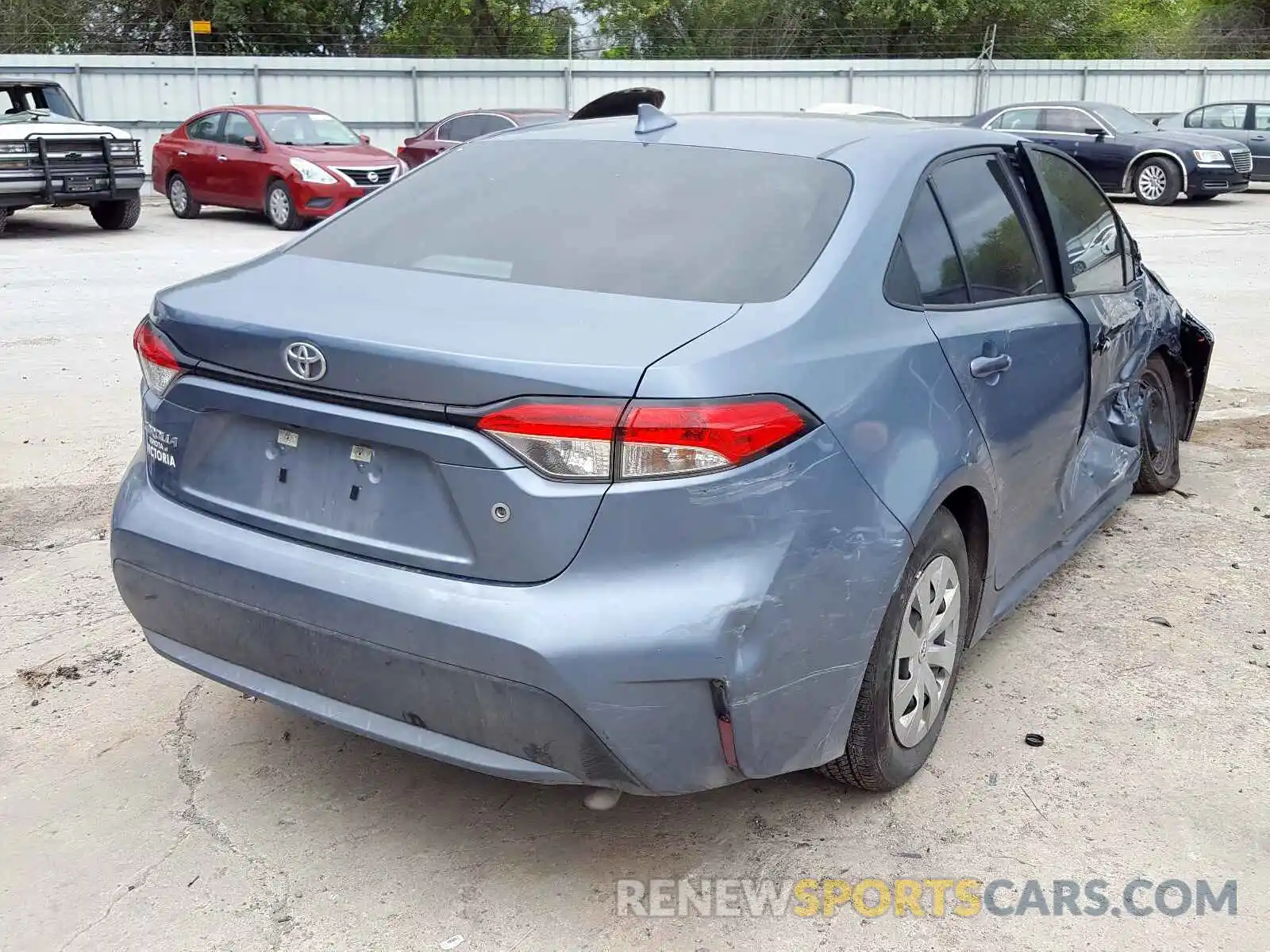 4 Photograph of a damaged car 5YFDPRAE8LP002424 TOYOTA COROLLA 2020