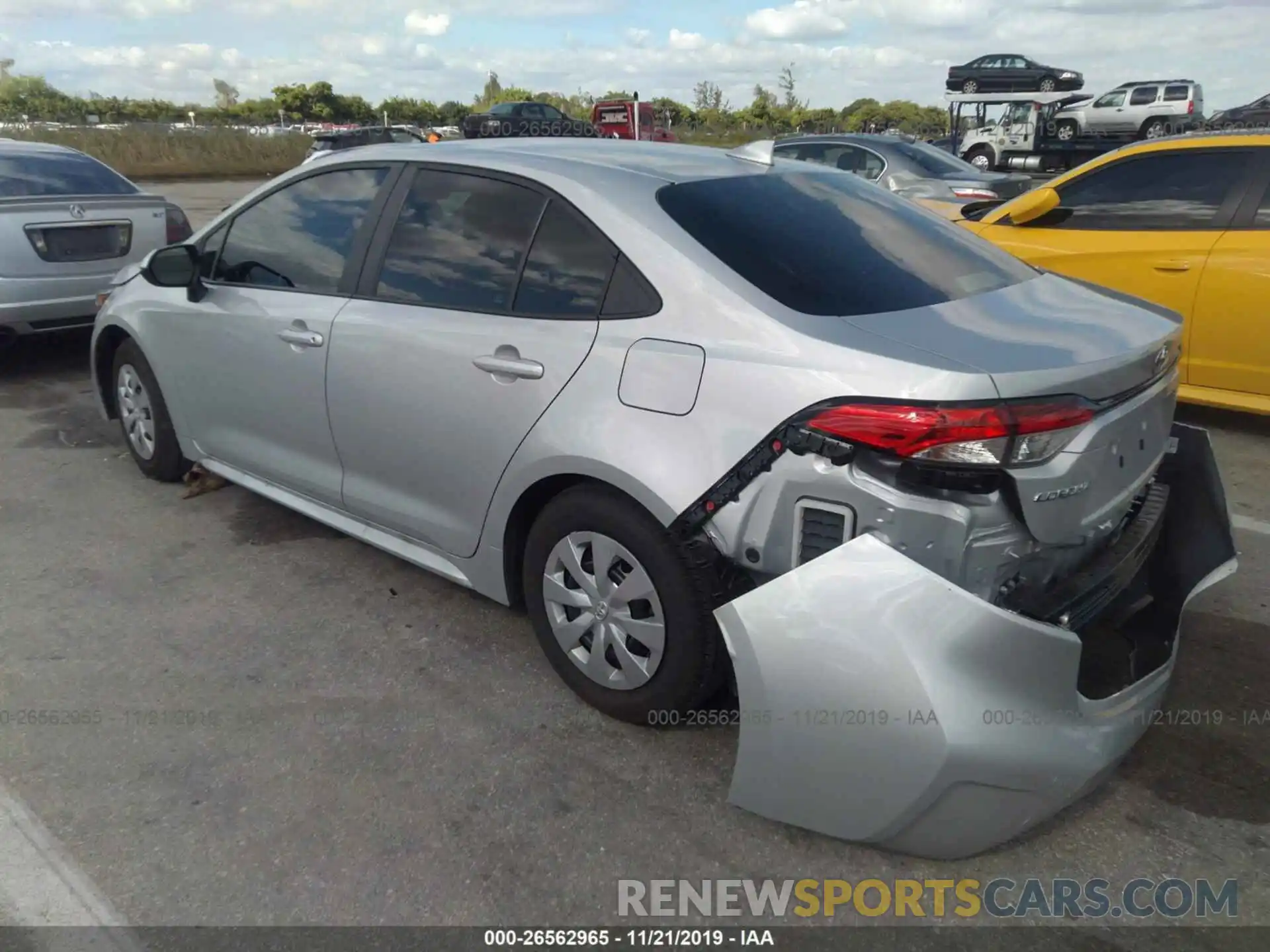 3 Photograph of a damaged car 5YFDPRAE8LP006778 TOYOTA COROLLA 2020