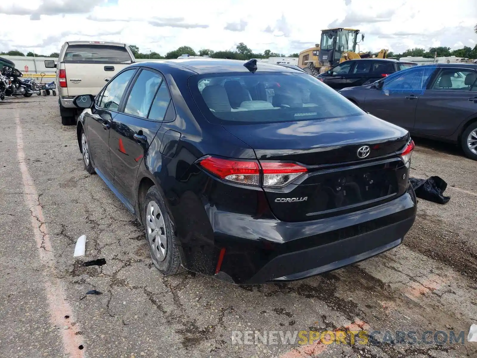 3 Photograph of a damaged car 5YFDPRAE8LP014752 TOYOTA COROLLA 2020