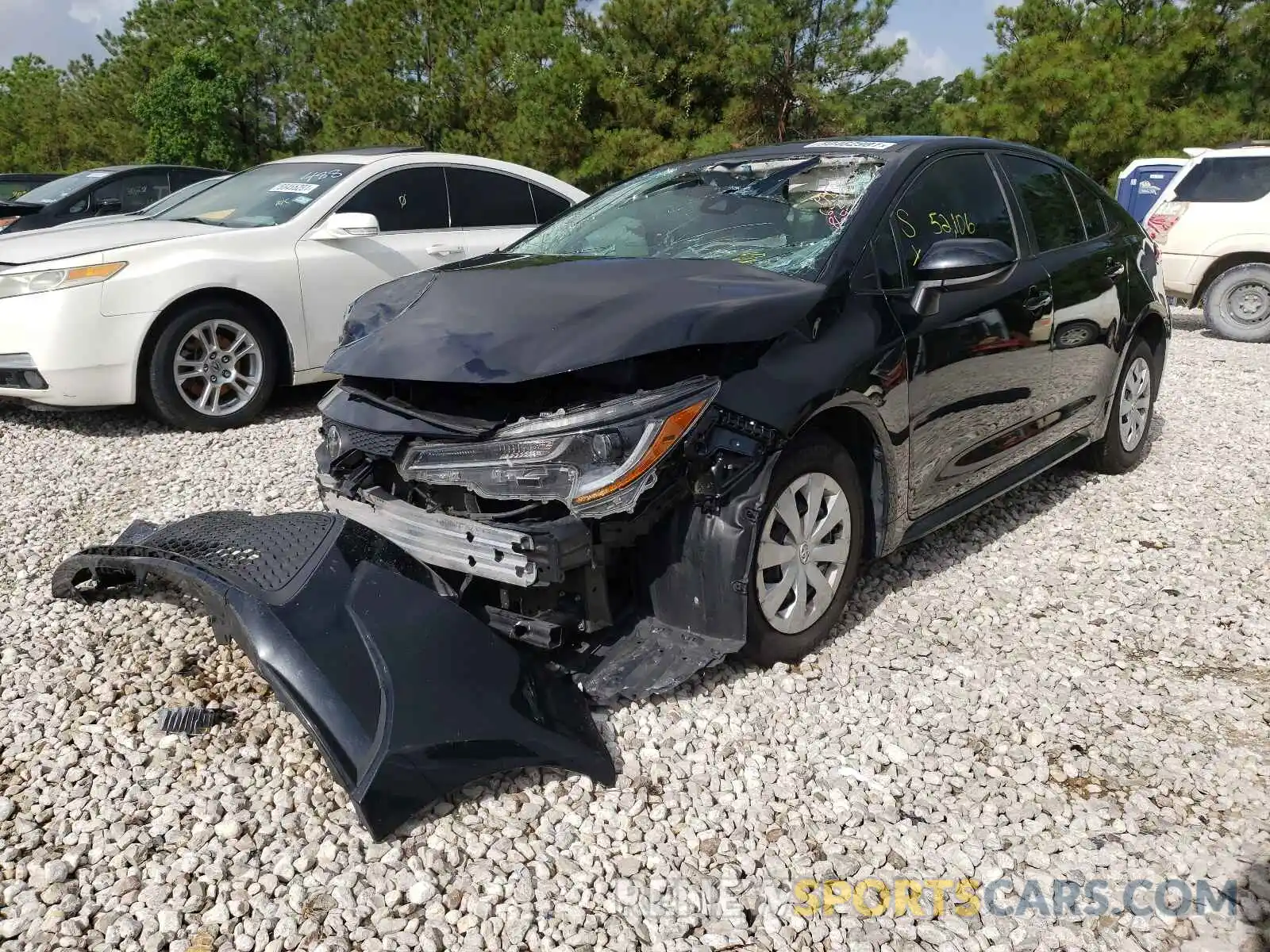 2 Photograph of a damaged car 5YFDPRAE8LP028697 TOYOTA COROLLA 2020