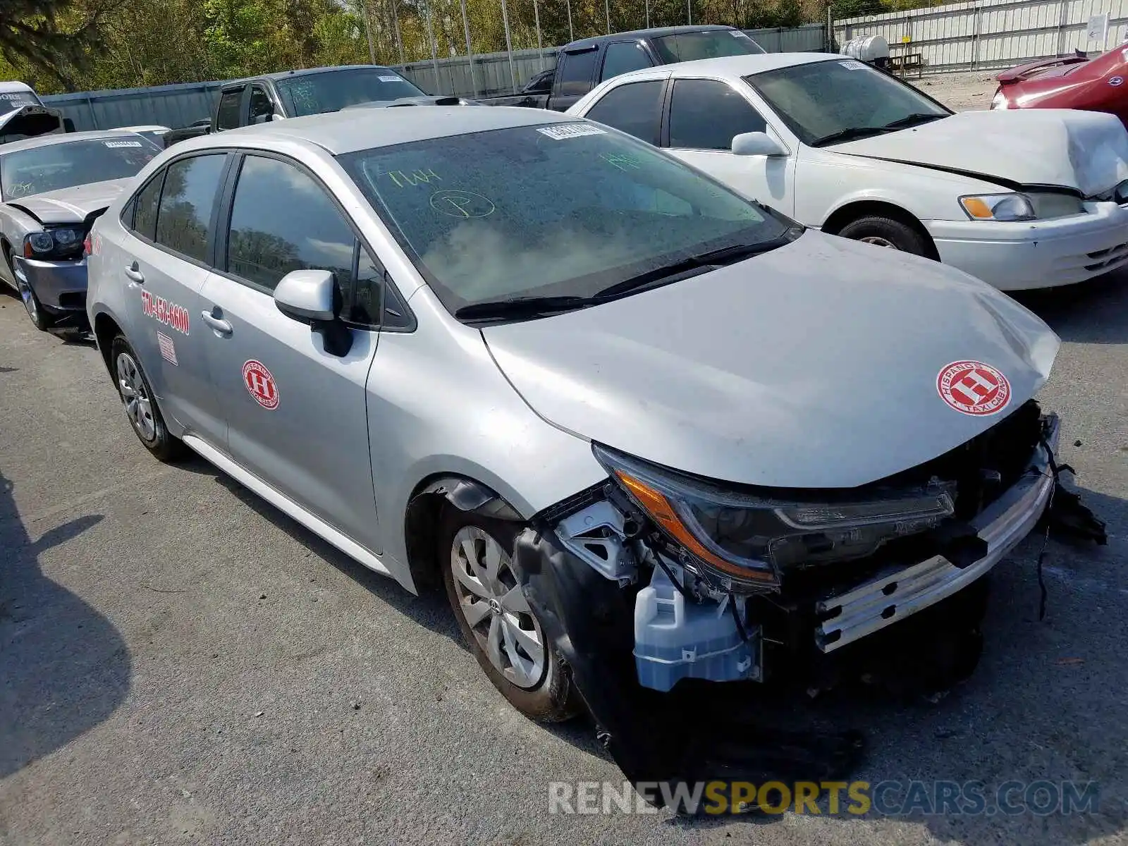 1 Photograph of a damaged car 5YFDPRAE8LP038758 TOYOTA COROLLA 2020