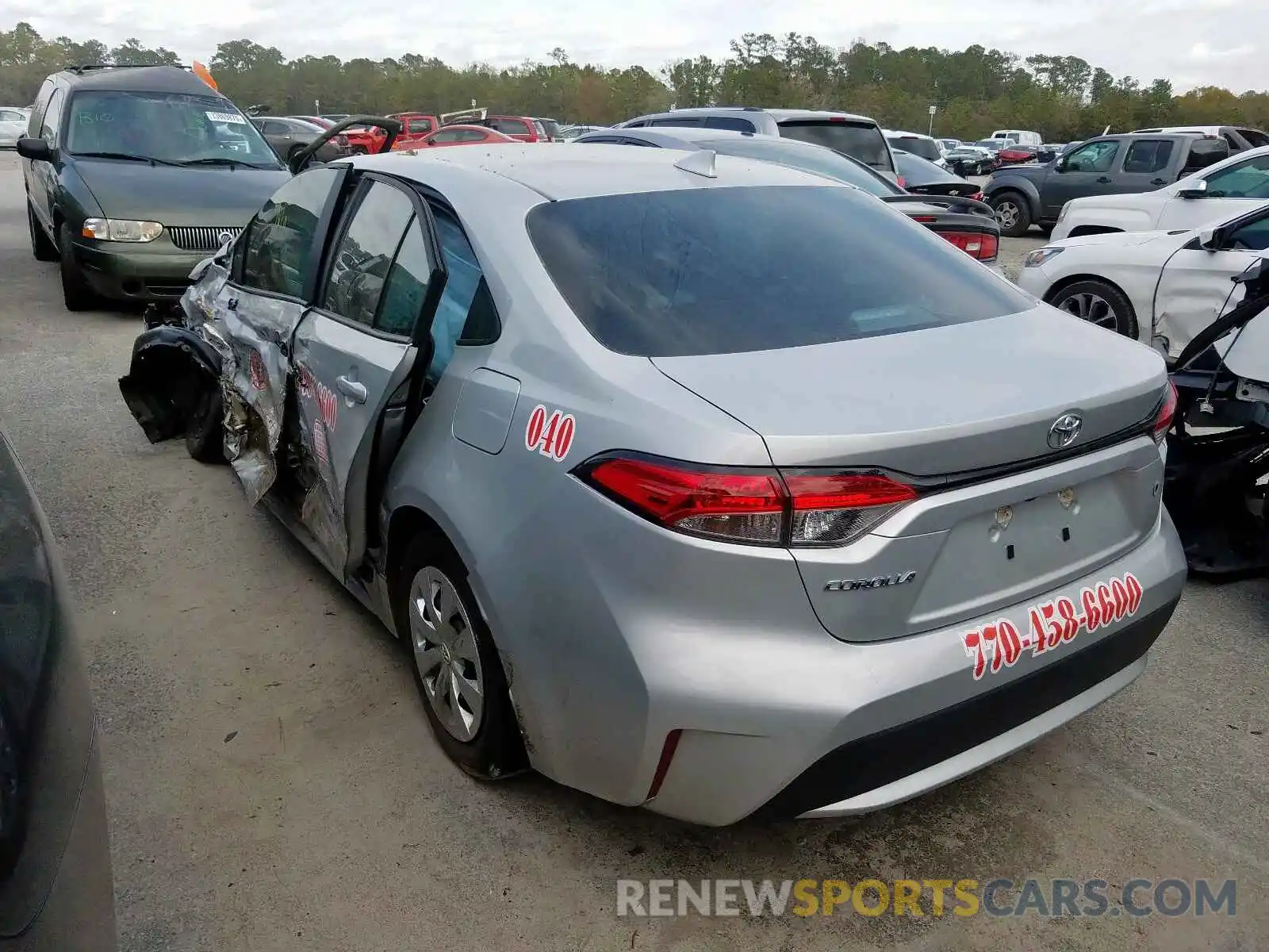 3 Photograph of a damaged car 5YFDPRAE8LP038758 TOYOTA COROLLA 2020