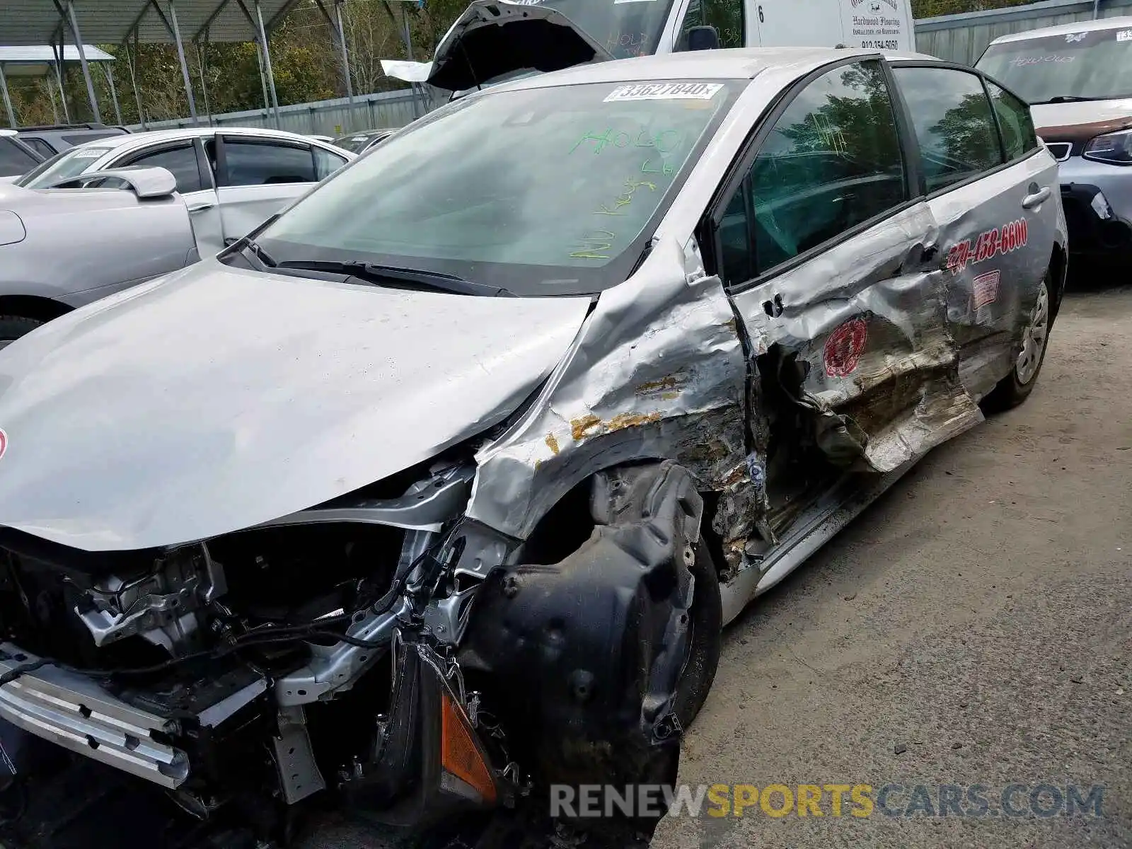 9 Photograph of a damaged car 5YFDPRAE8LP038758 TOYOTA COROLLA 2020