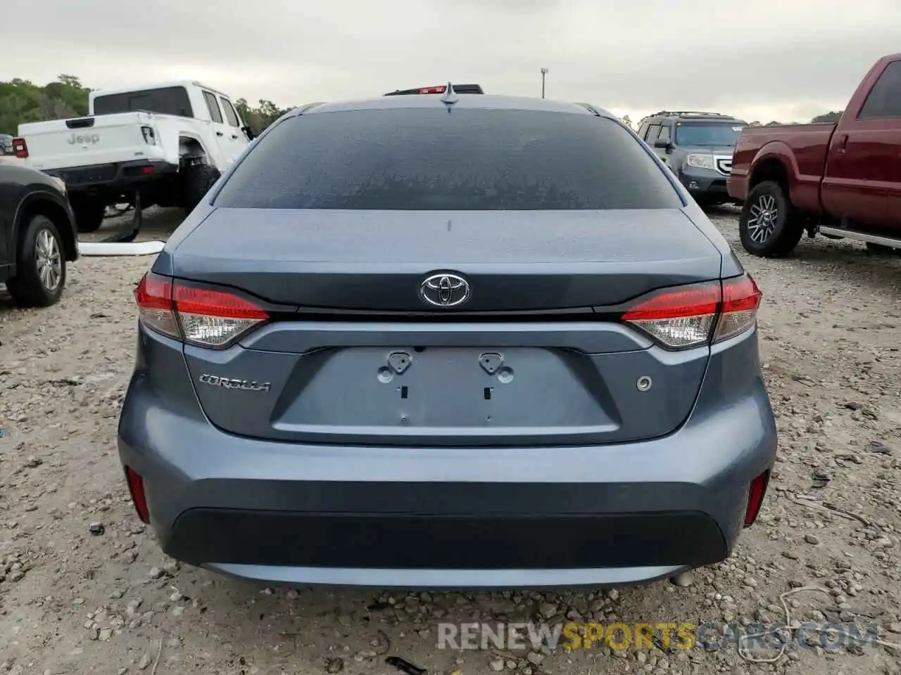 6 Photograph of a damaged car 5YFDPRAE8LP047458 TOYOTA COROLLA 2020