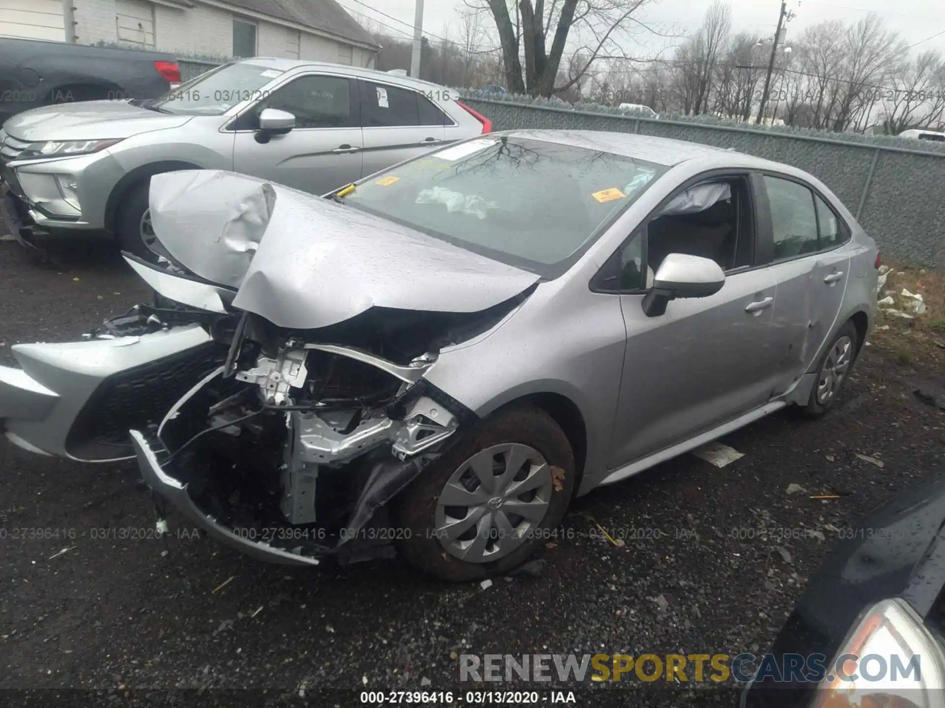 2 Photograph of a damaged car 5YFDPRAE8LP050666 TOYOTA COROLLA 2020