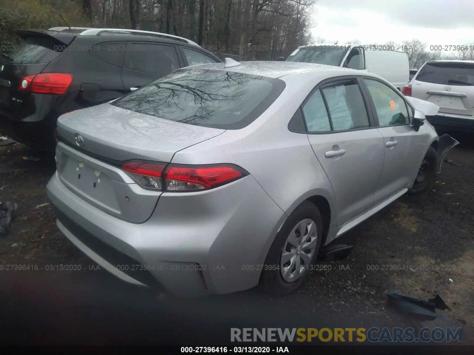 4 Photograph of a damaged car 5YFDPRAE8LP050666 TOYOTA COROLLA 2020