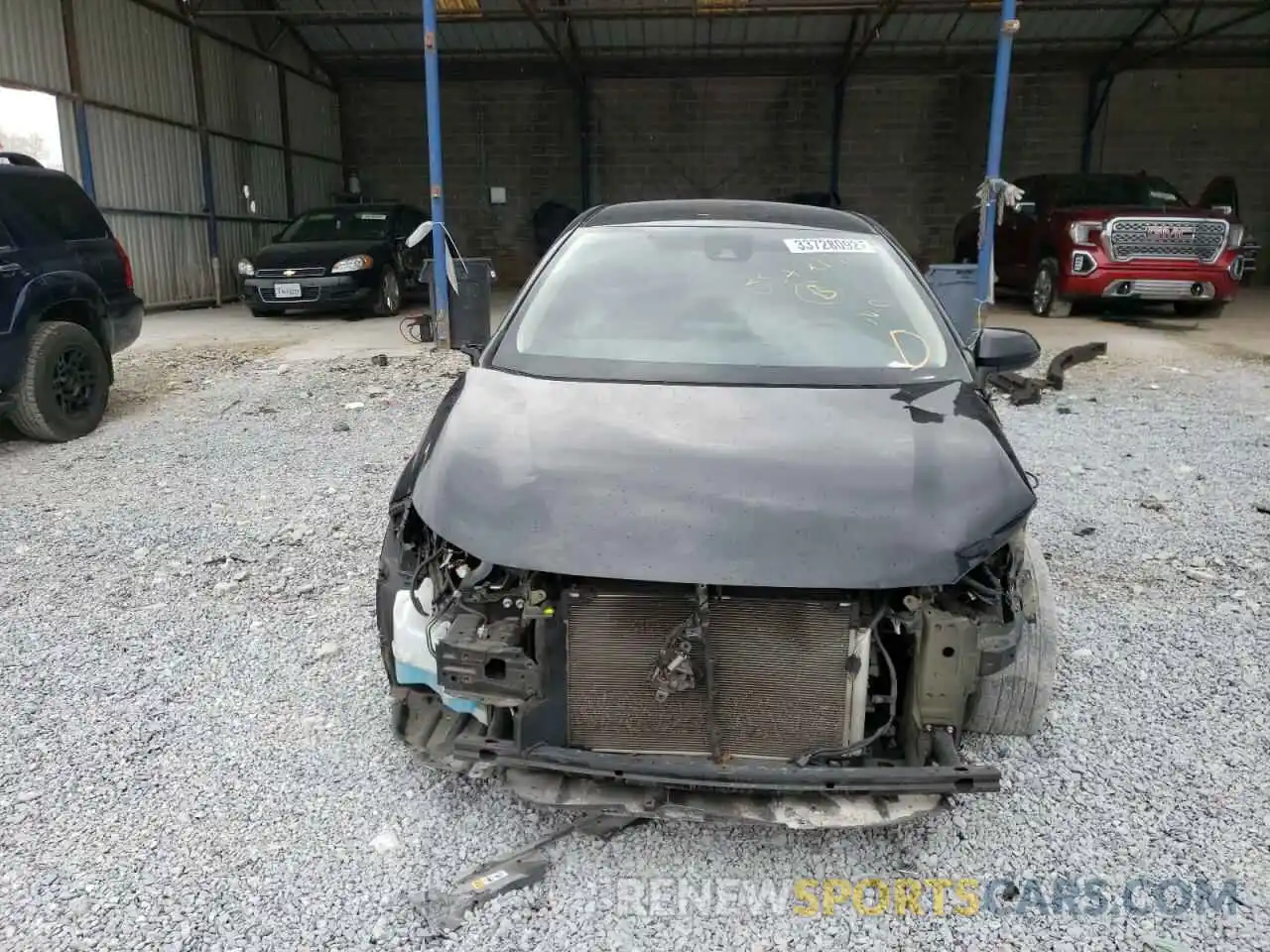 9 Photograph of a damaged car 5YFDPRAE8LP054216 TOYOTA COROLLA 2020