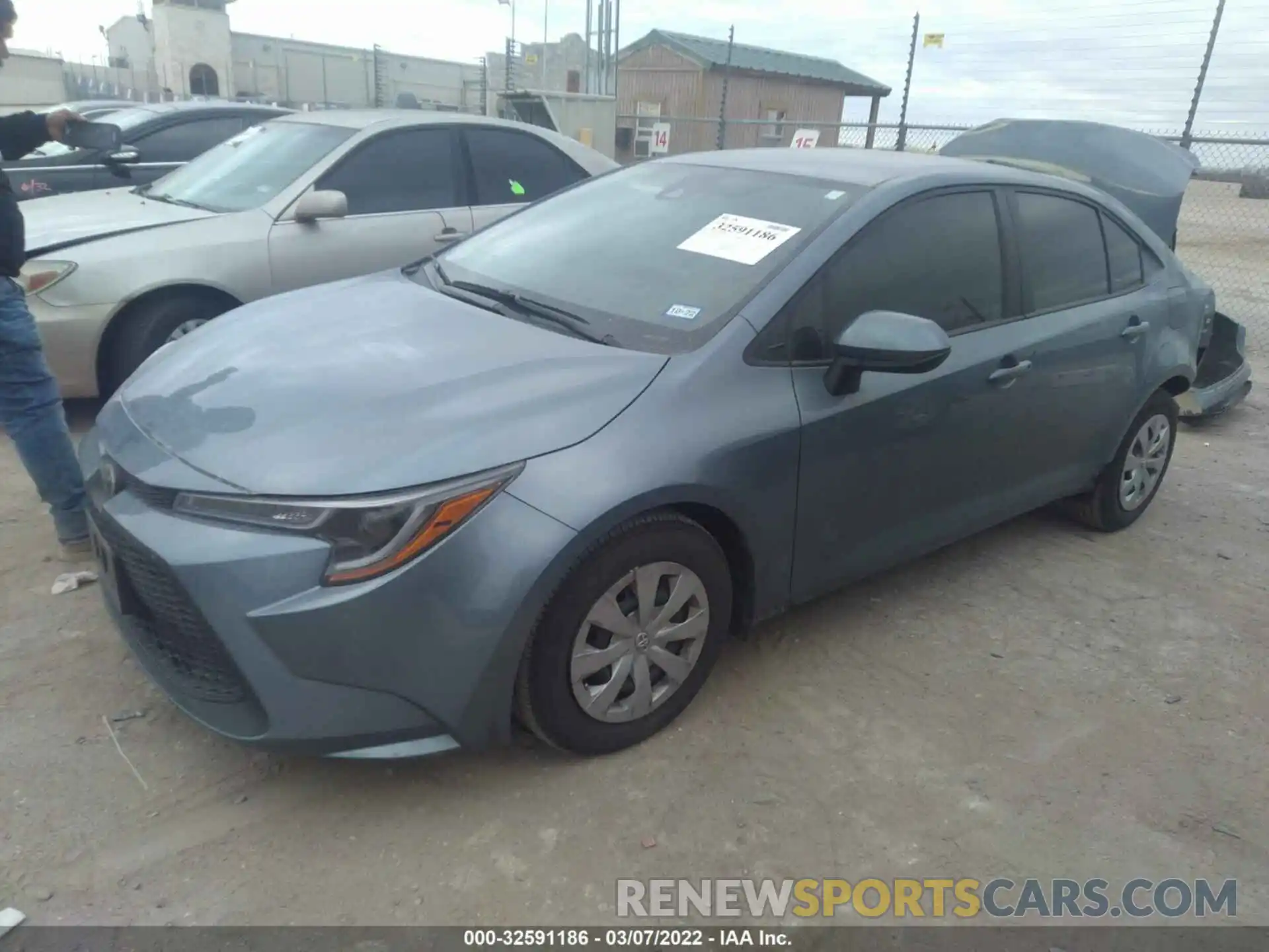 1 Photograph of a damaged car 5YFDPRAE8LP065927 TOYOTA COROLLA 2020