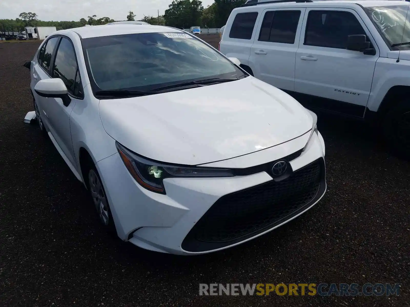 1 Photograph of a damaged car 5YFDPRAE8LP073087 TOYOTA COROLLA 2020