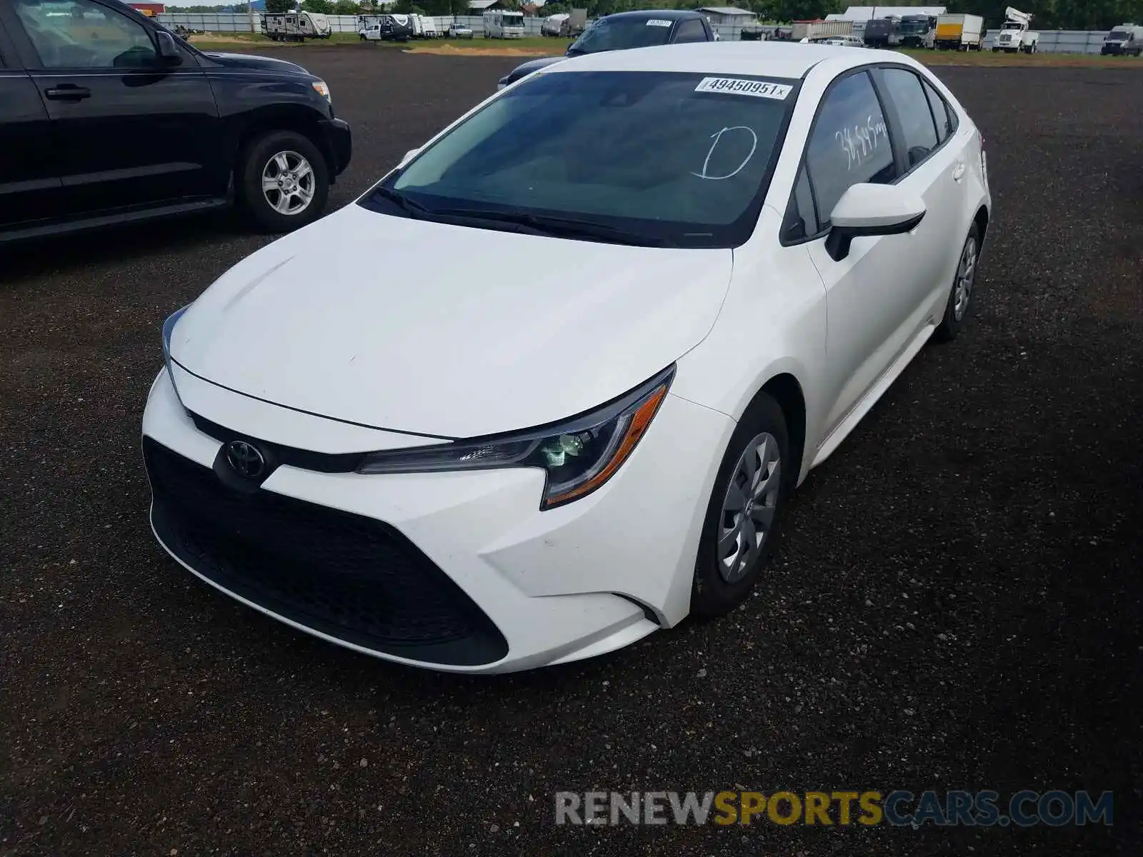 2 Photograph of a damaged car 5YFDPRAE8LP073087 TOYOTA COROLLA 2020