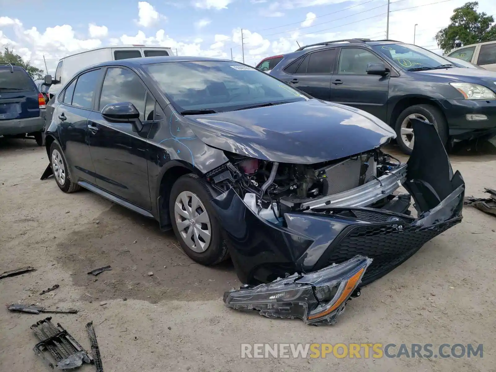 1 Photograph of a damaged car 5YFDPRAE8LP102975 TOYOTA COROLLA 2020