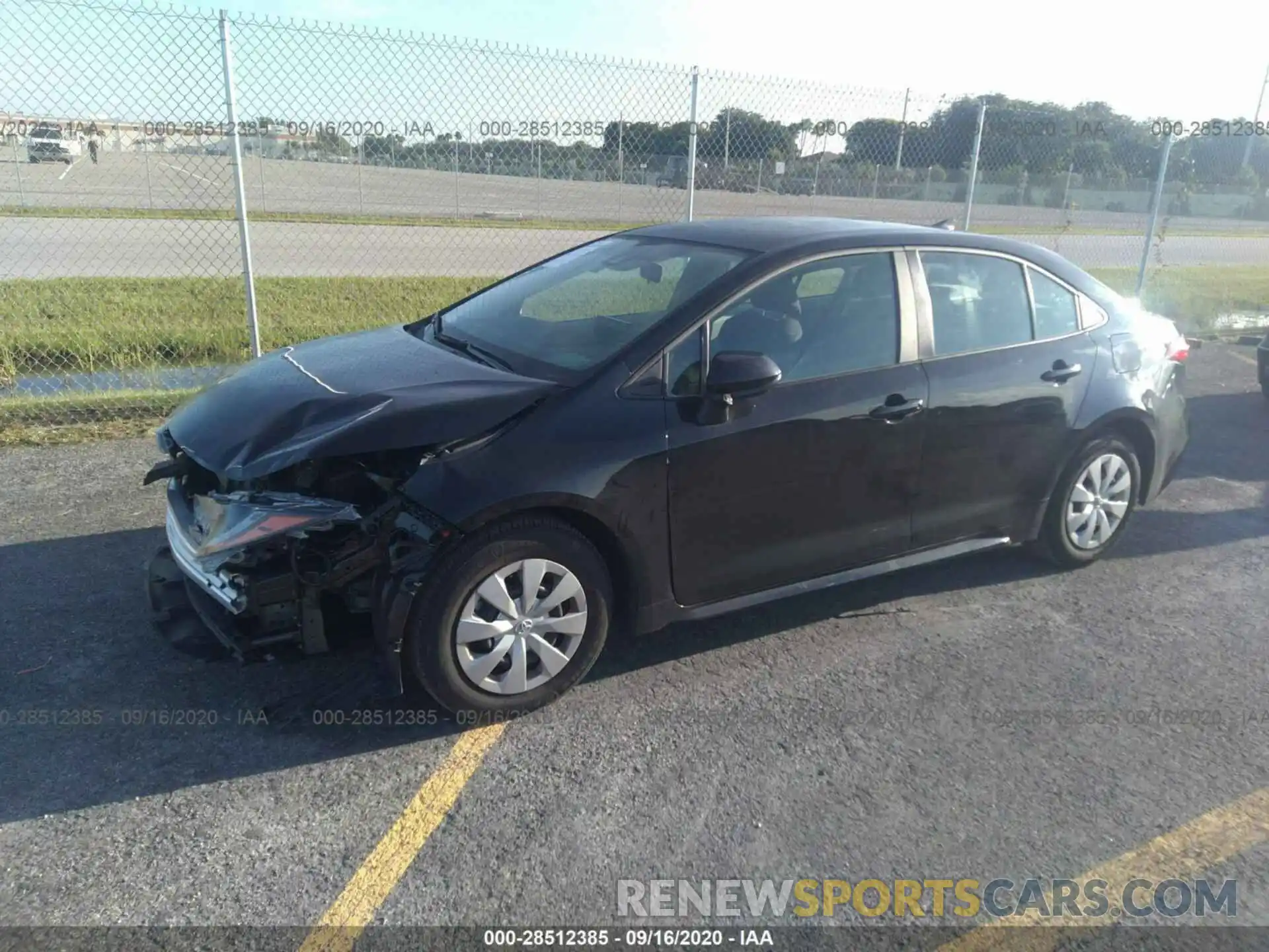 2 Photograph of a damaged car 5YFDPRAE8LP106637 TOYOTA COROLLA 2020