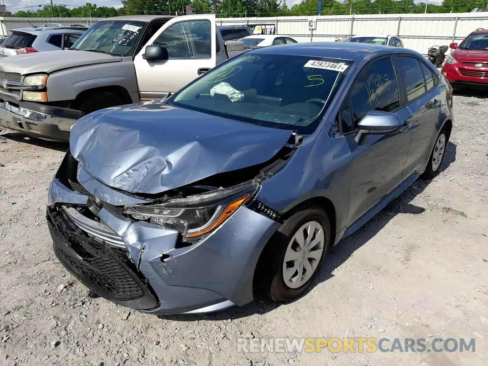 2 Photograph of a damaged car 5YFDPRAE9LP046738 TOYOTA COROLLA 2020