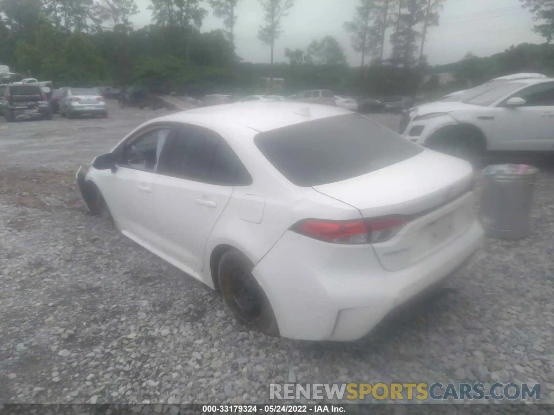 3 Photograph of a damaged car 5YFDPRAE9LP065600 TOYOTA COROLLA 2020