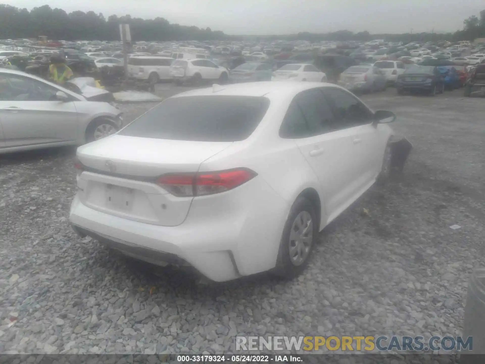 4 Photograph of a damaged car 5YFDPRAE9LP065600 TOYOTA COROLLA 2020