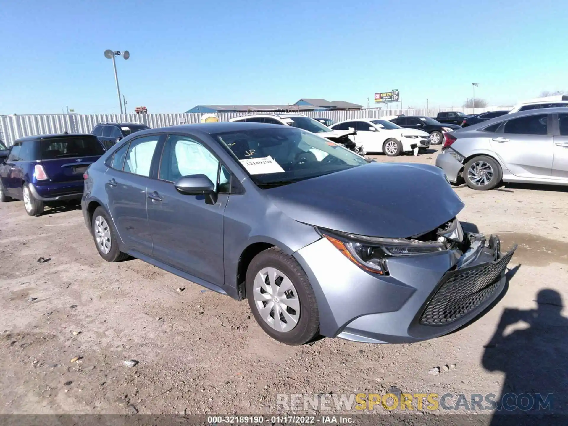 1 Photograph of a damaged car 5YFDPRAE9LP067525 TOYOTA COROLLA 2020