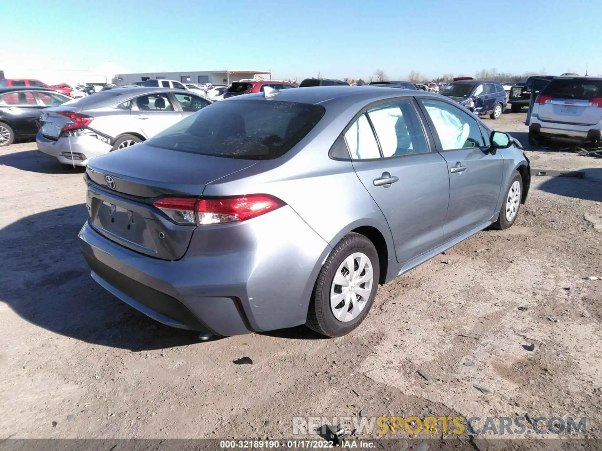 4 Photograph of a damaged car 5YFDPRAE9LP067525 TOYOTA COROLLA 2020