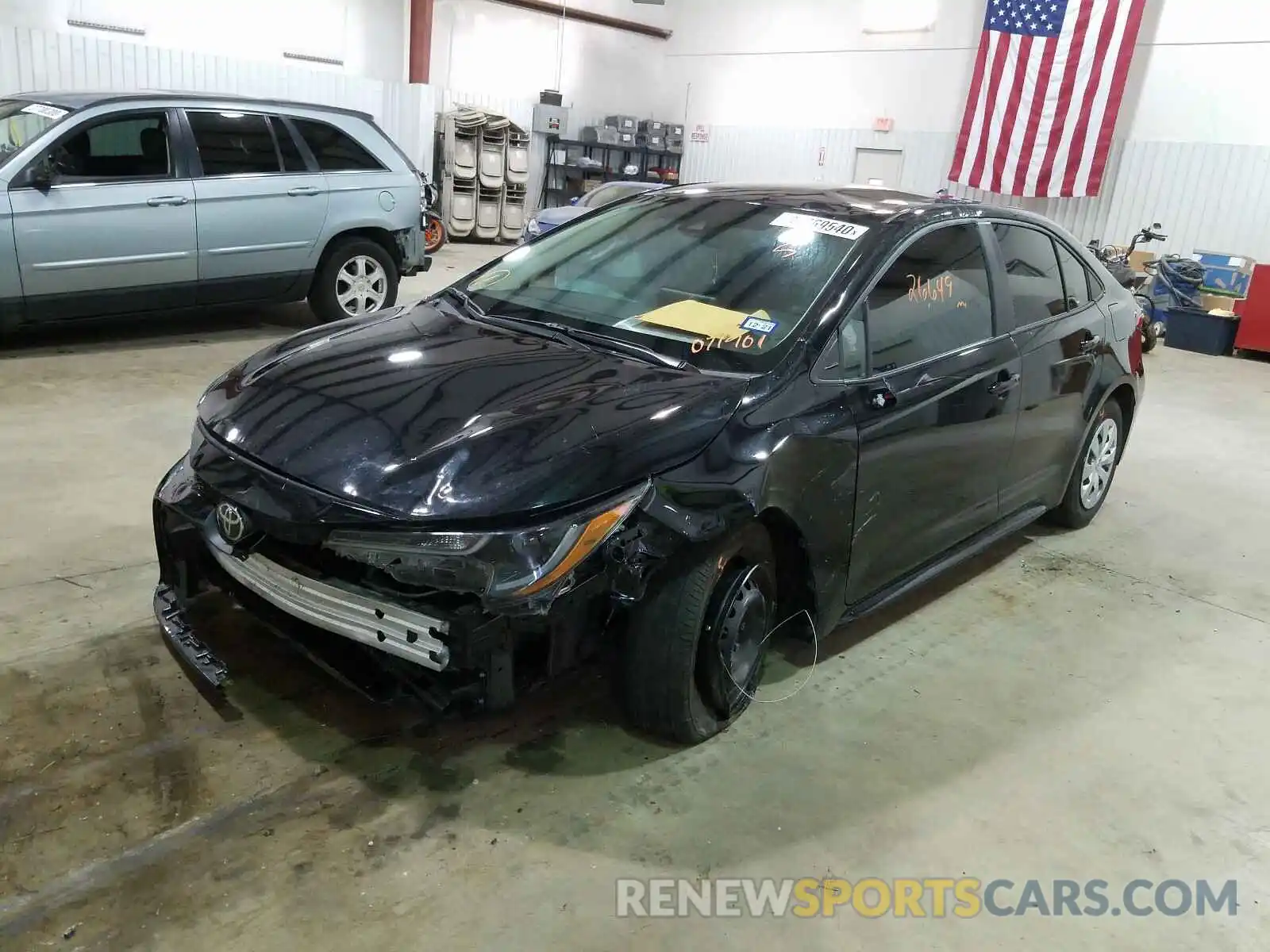 2 Photograph of a damaged car 5YFDPRAE9LP071901 TOYOTA COROLLA 2020