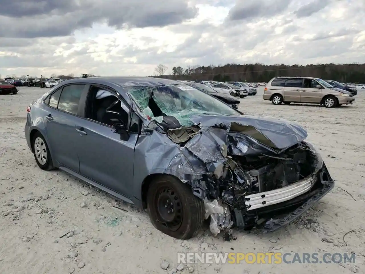 1 Photograph of a damaged car 5YFDPRAE9LP105772 TOYOTA COROLLA 2020