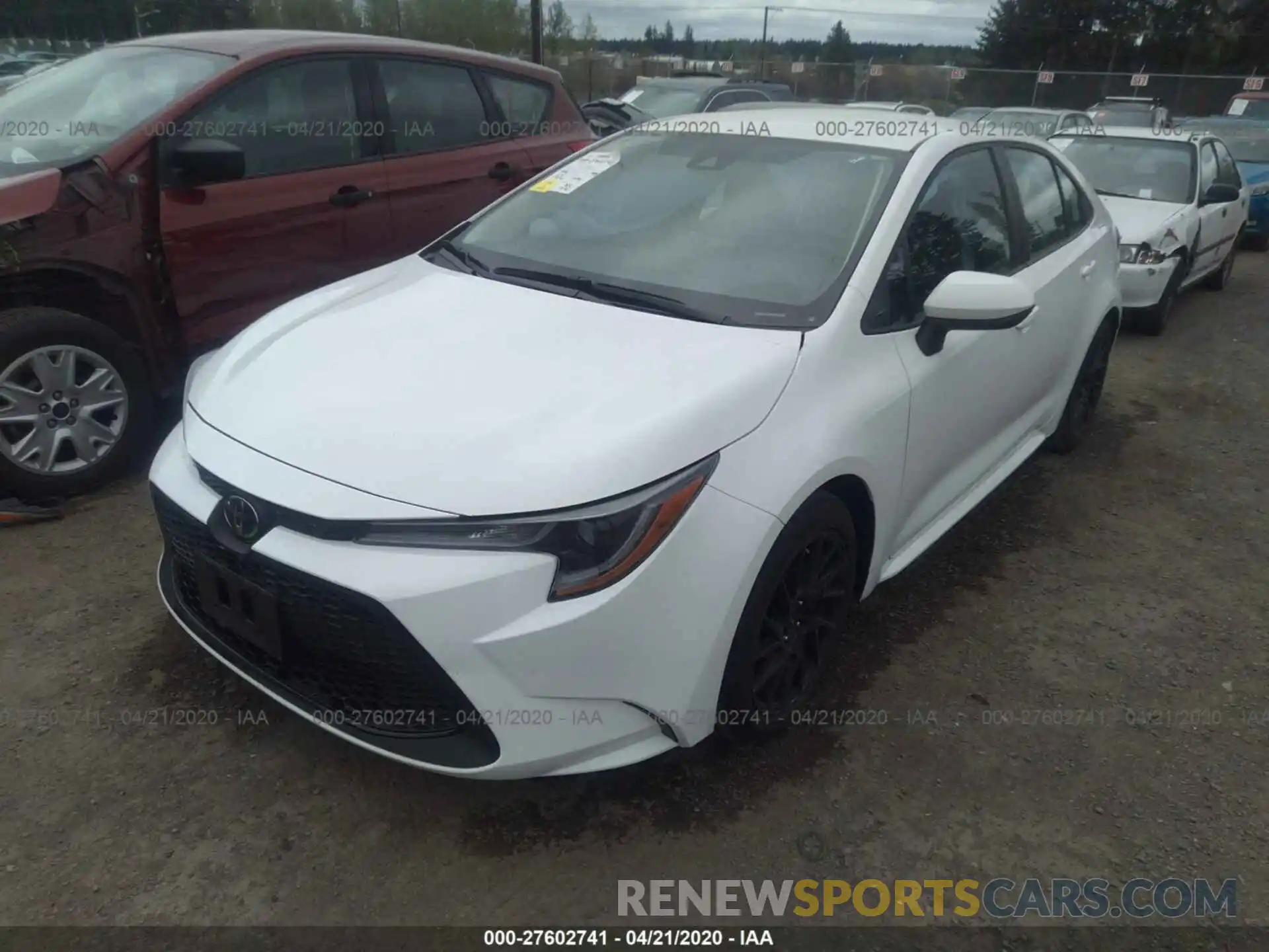 2 Photograph of a damaged car 5YFDPRAEXLP013828 TOYOTA COROLLA 2020